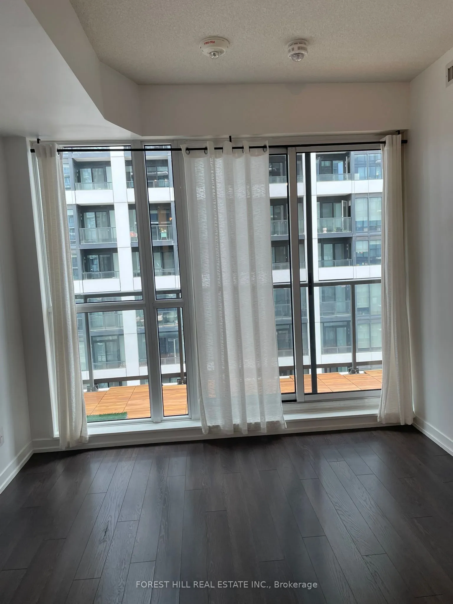49 East Liberty Street E, #1212