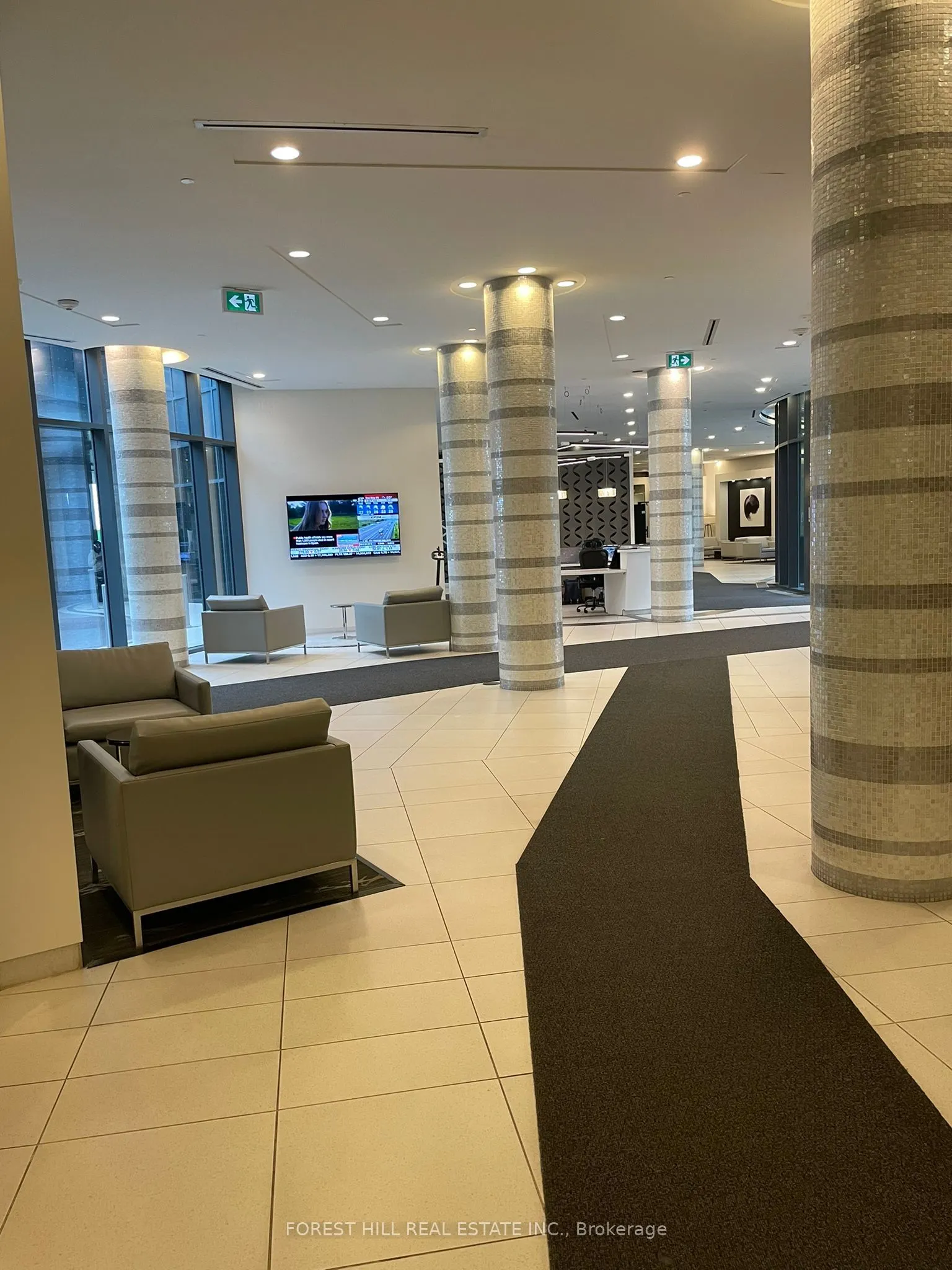 49 East Liberty Street E, #1212