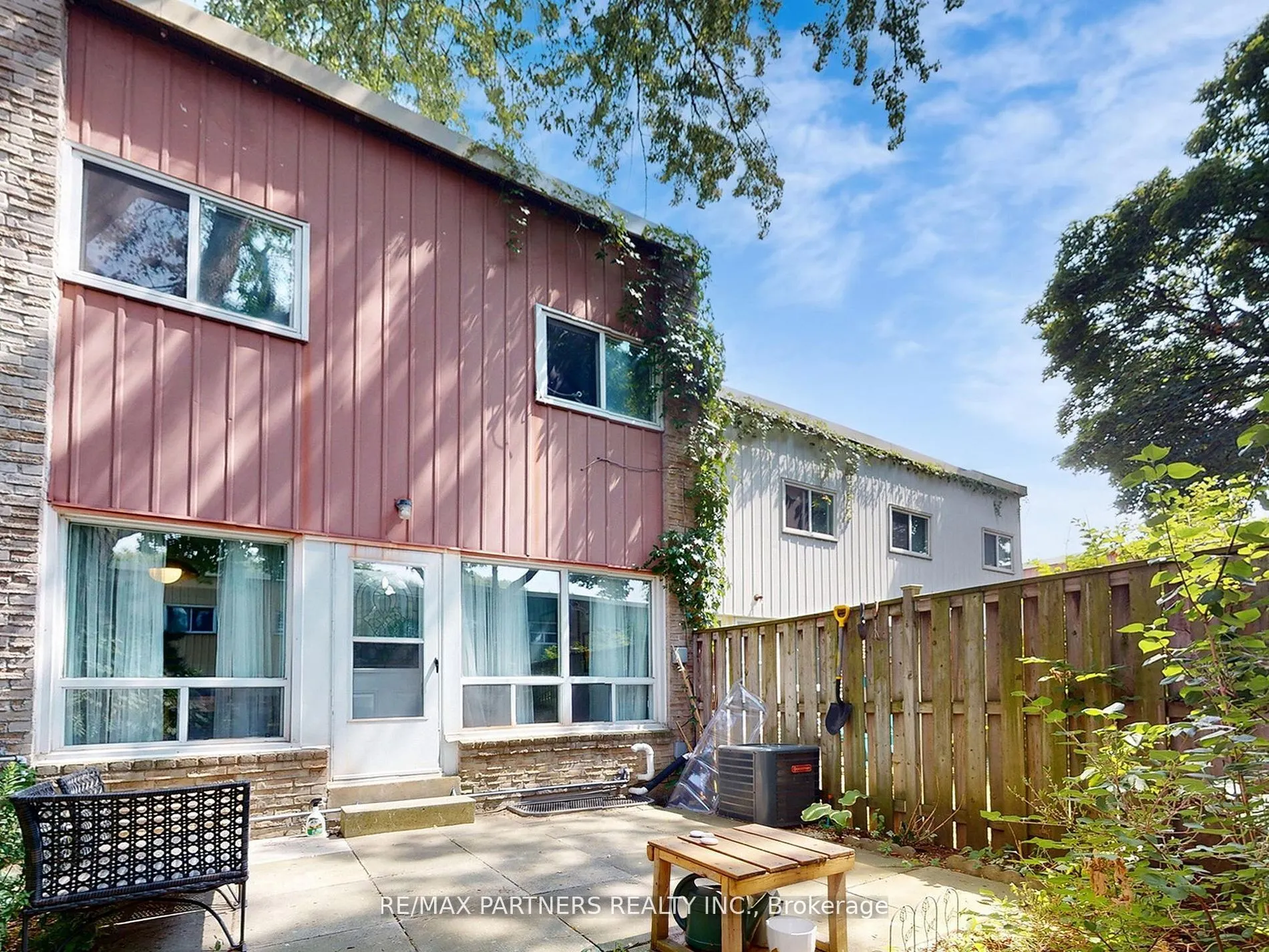 46 Woody Vine Way, #250