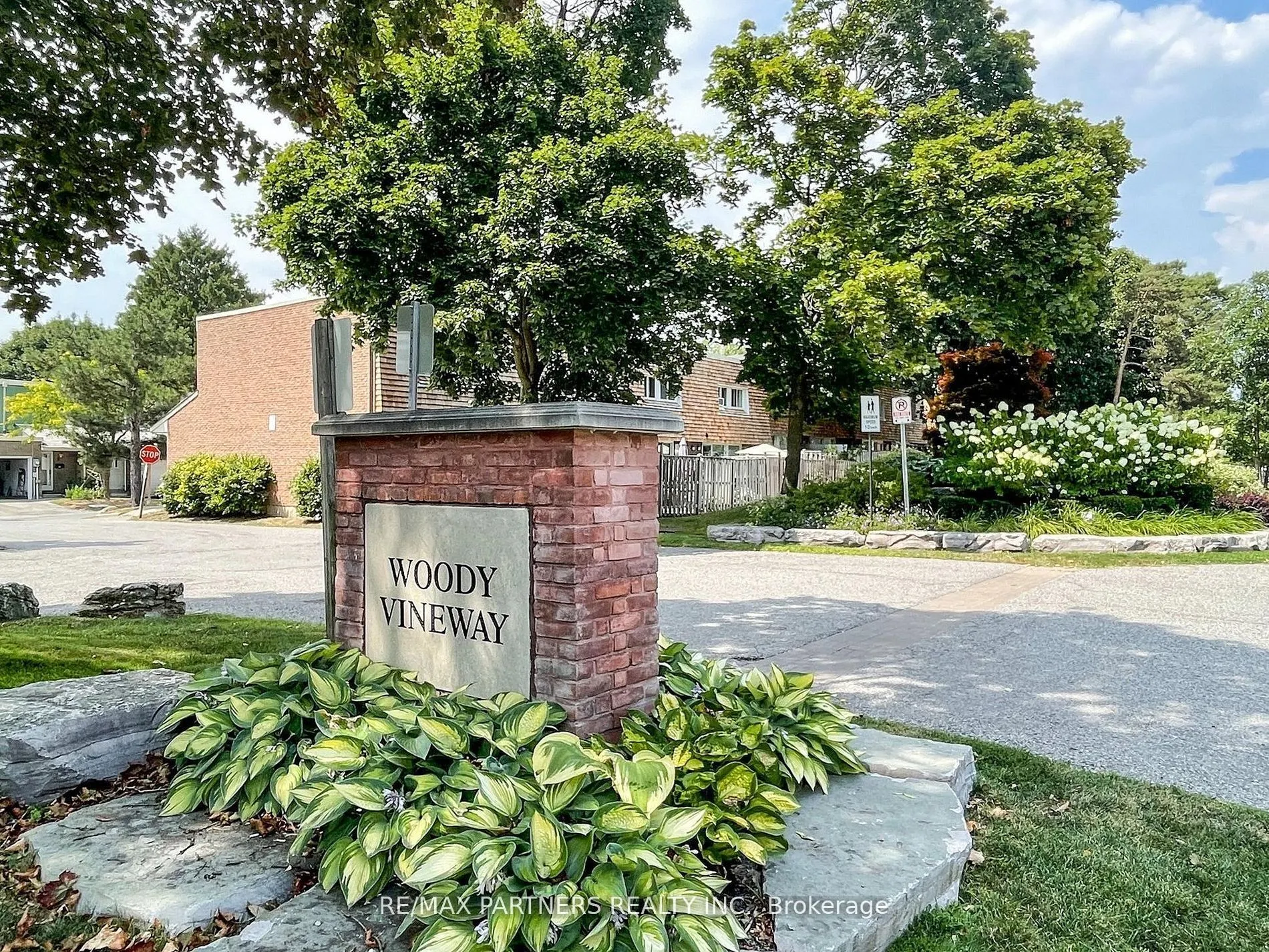 46 Woody Vine Way, #250