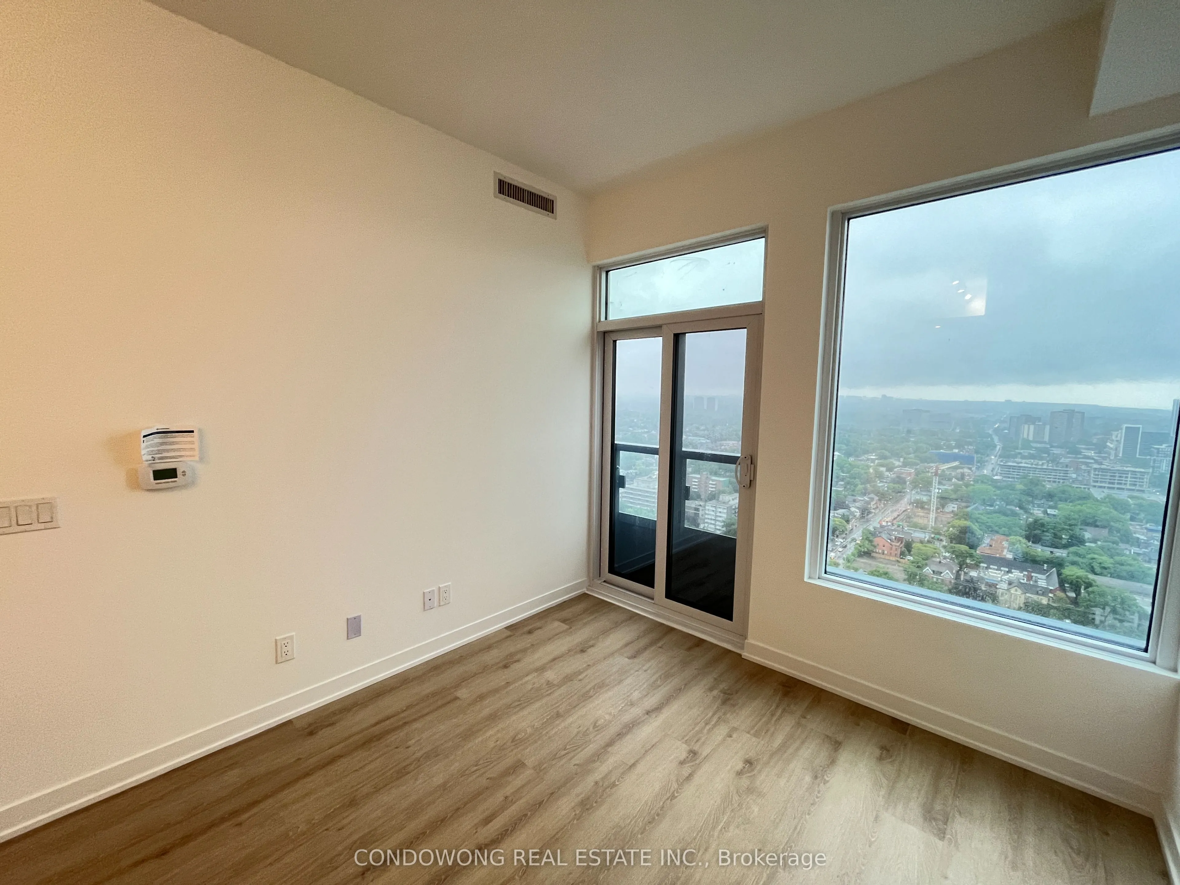 319 Jarvis Street, #3511