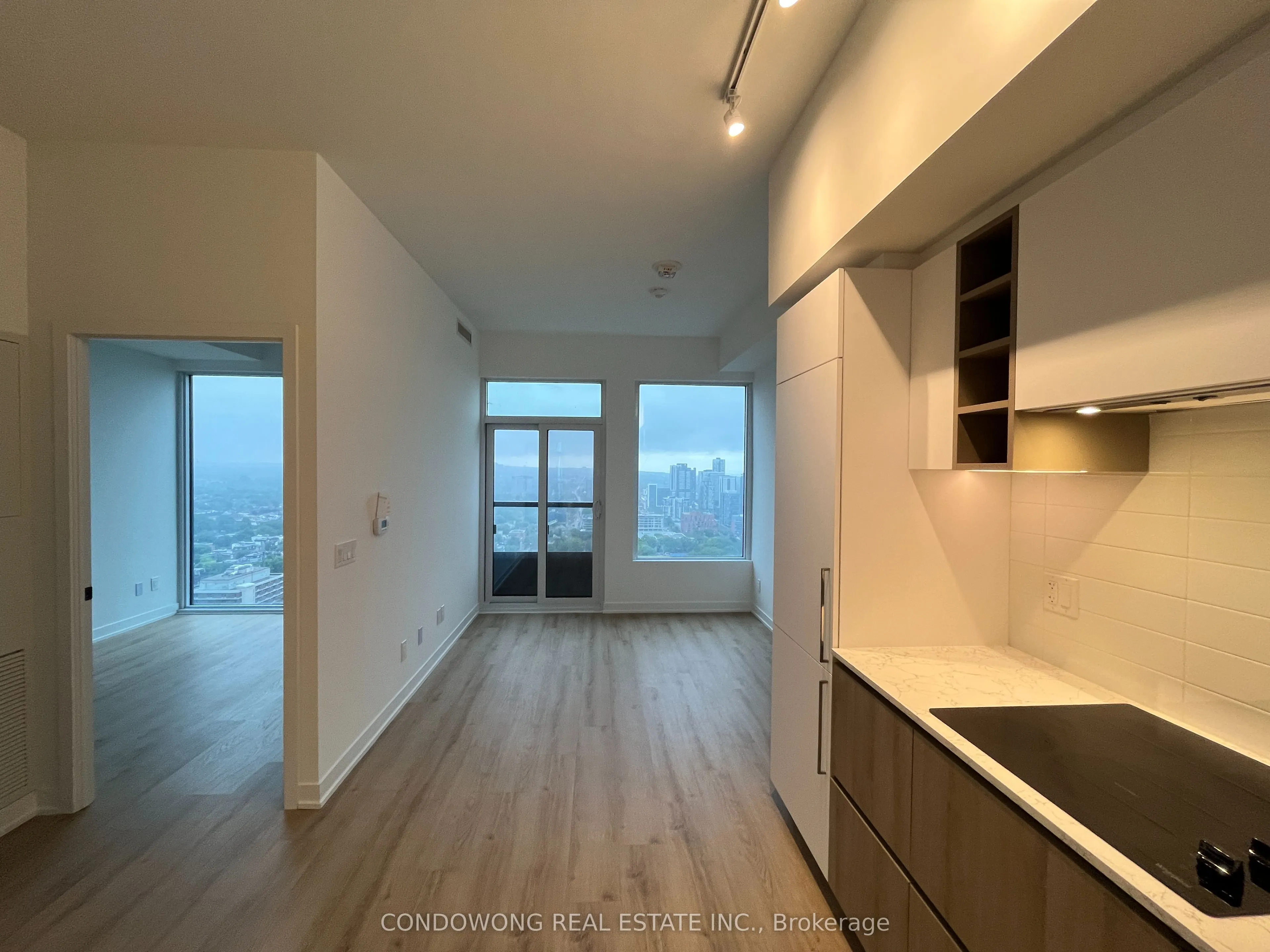 319 Jarvis Street, #3511
