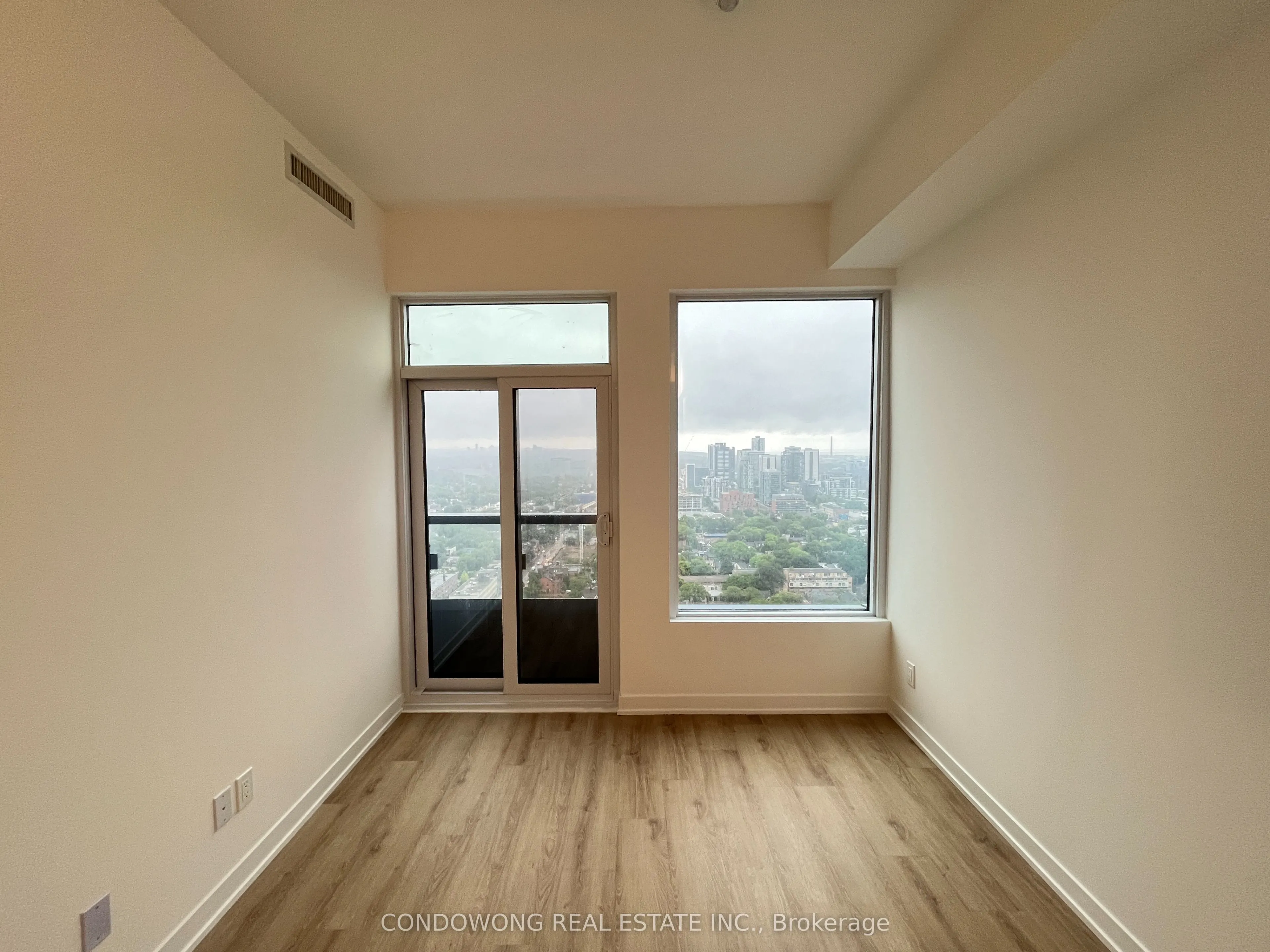 319 Jarvis Street, #3511