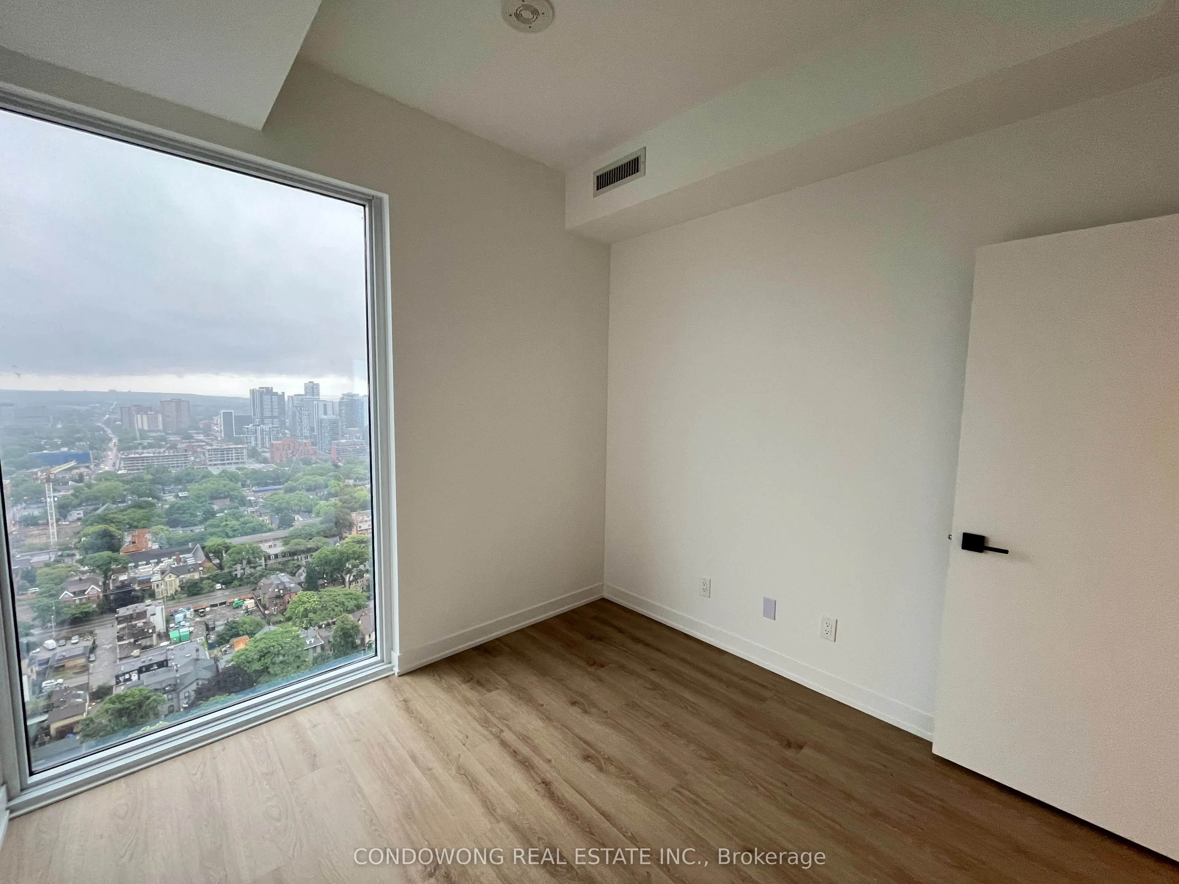 319 Jarvis Street, #3511