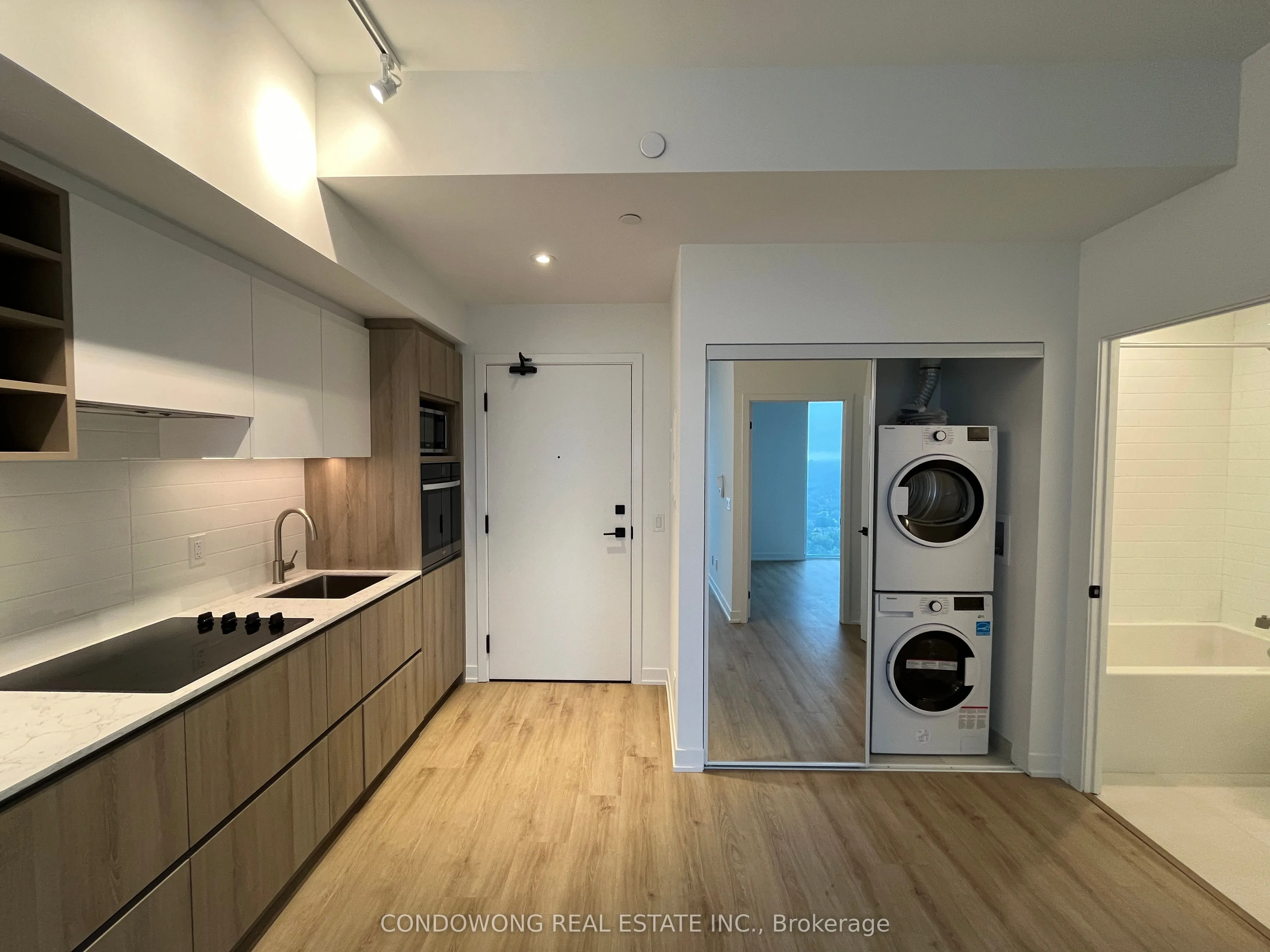 319 Jarvis Street, #3511