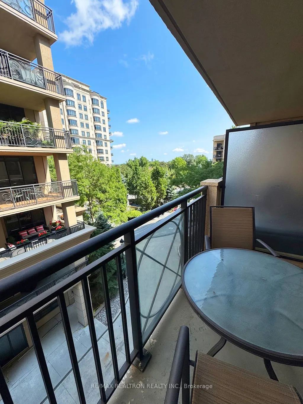 650 Sheppard Avenue E, #428