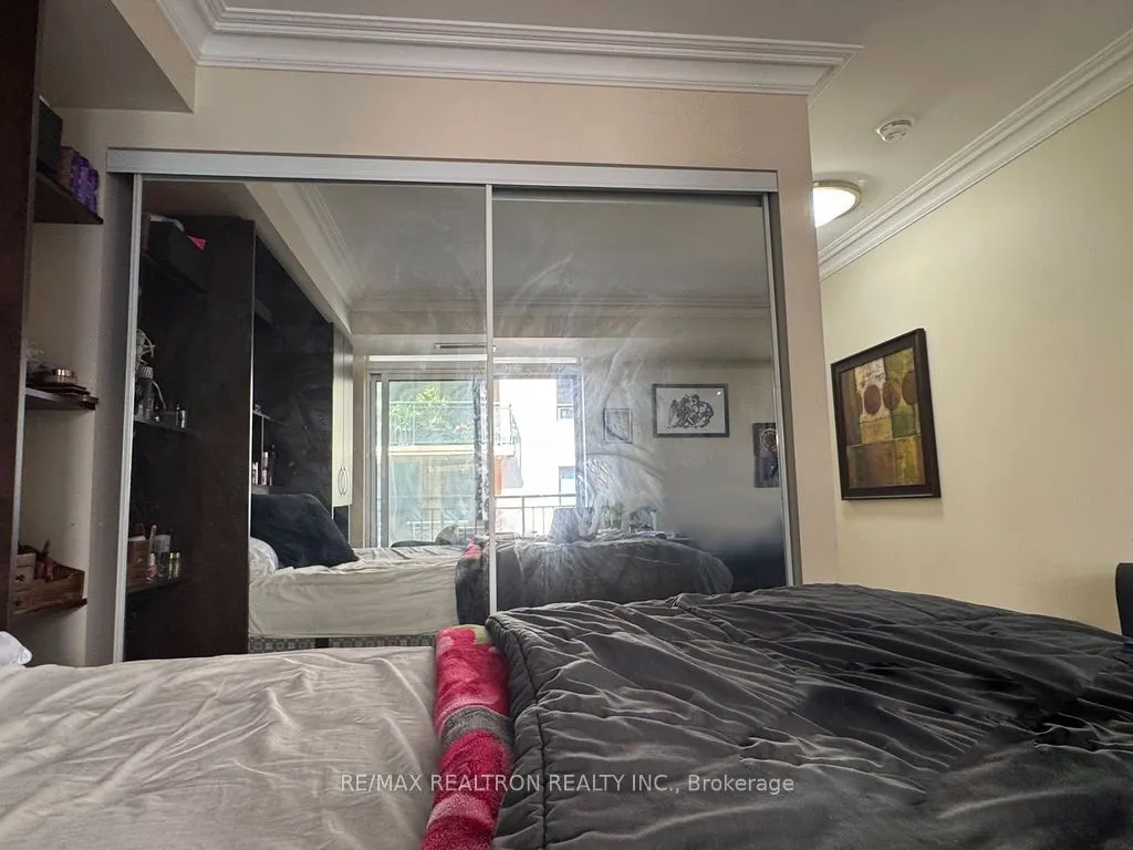 650 Sheppard Avenue E, #428