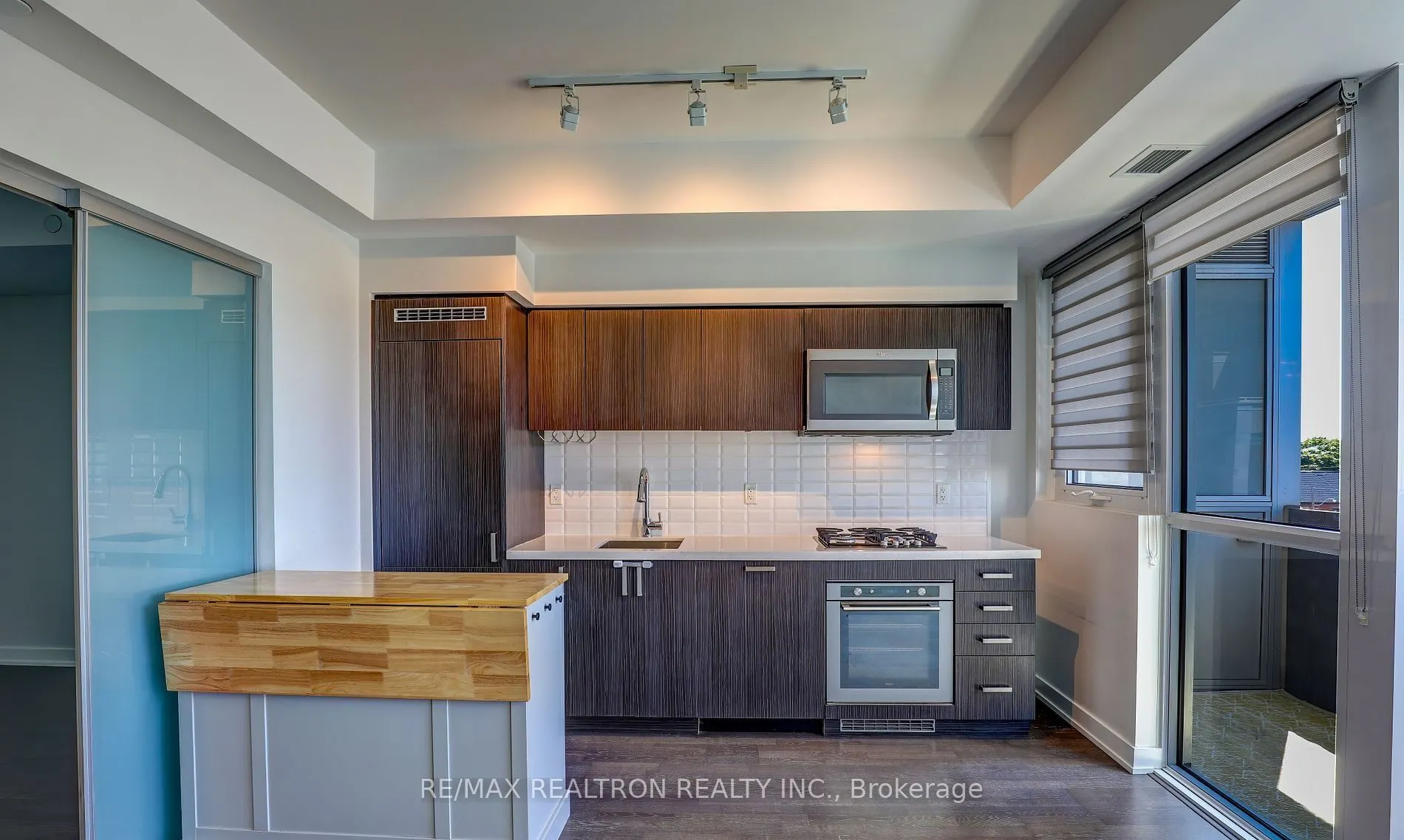 501 St Clair Avenue W, #317