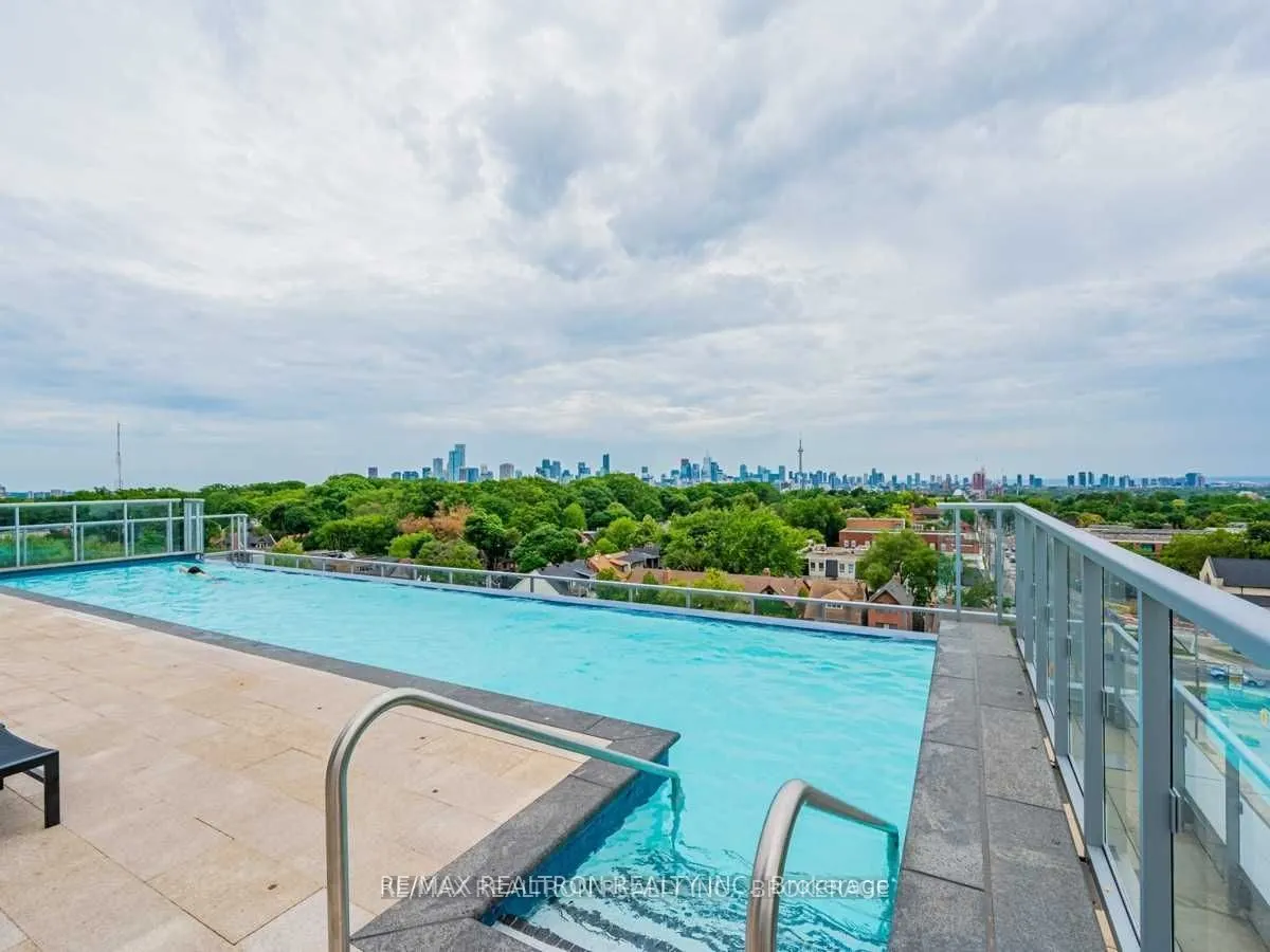 501 St Clair Avenue W, #317