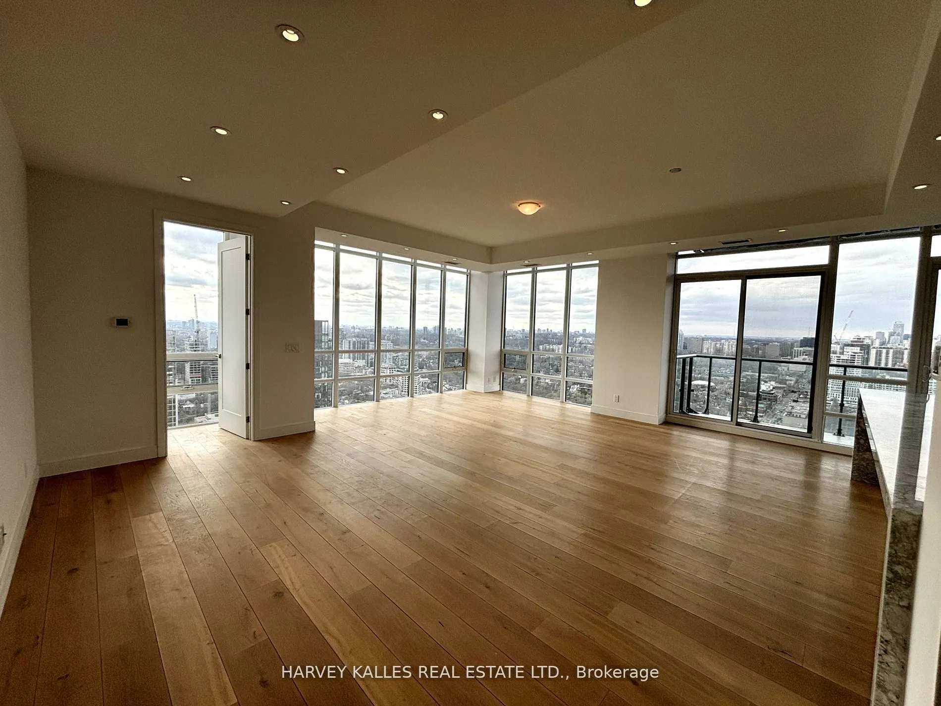 825 Church Street, #PH201