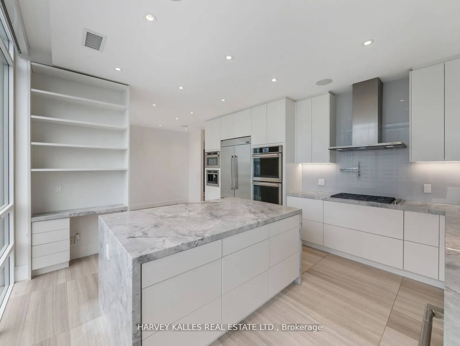 825 Church Street, #PH205