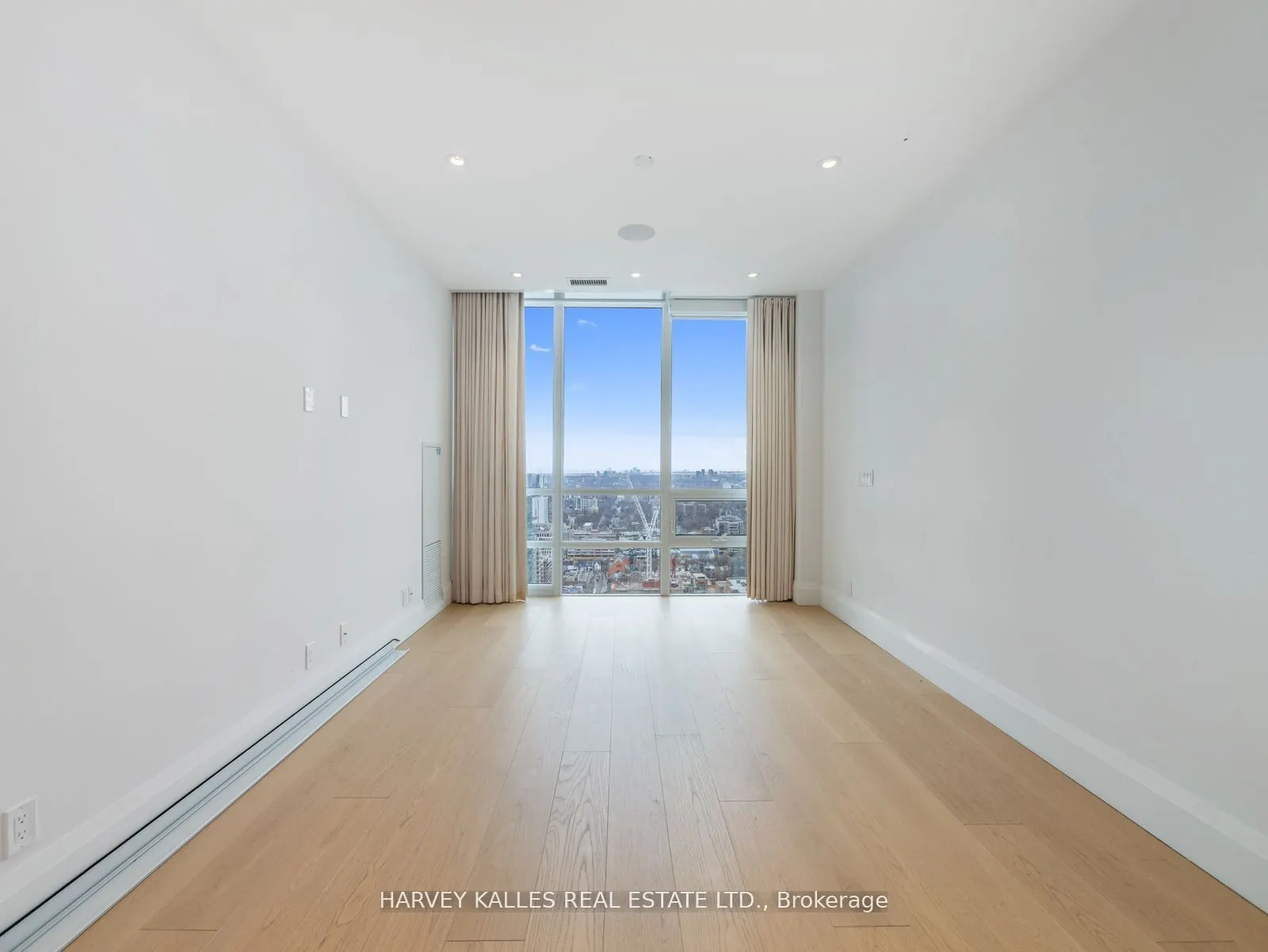825 Church Street, #PH205