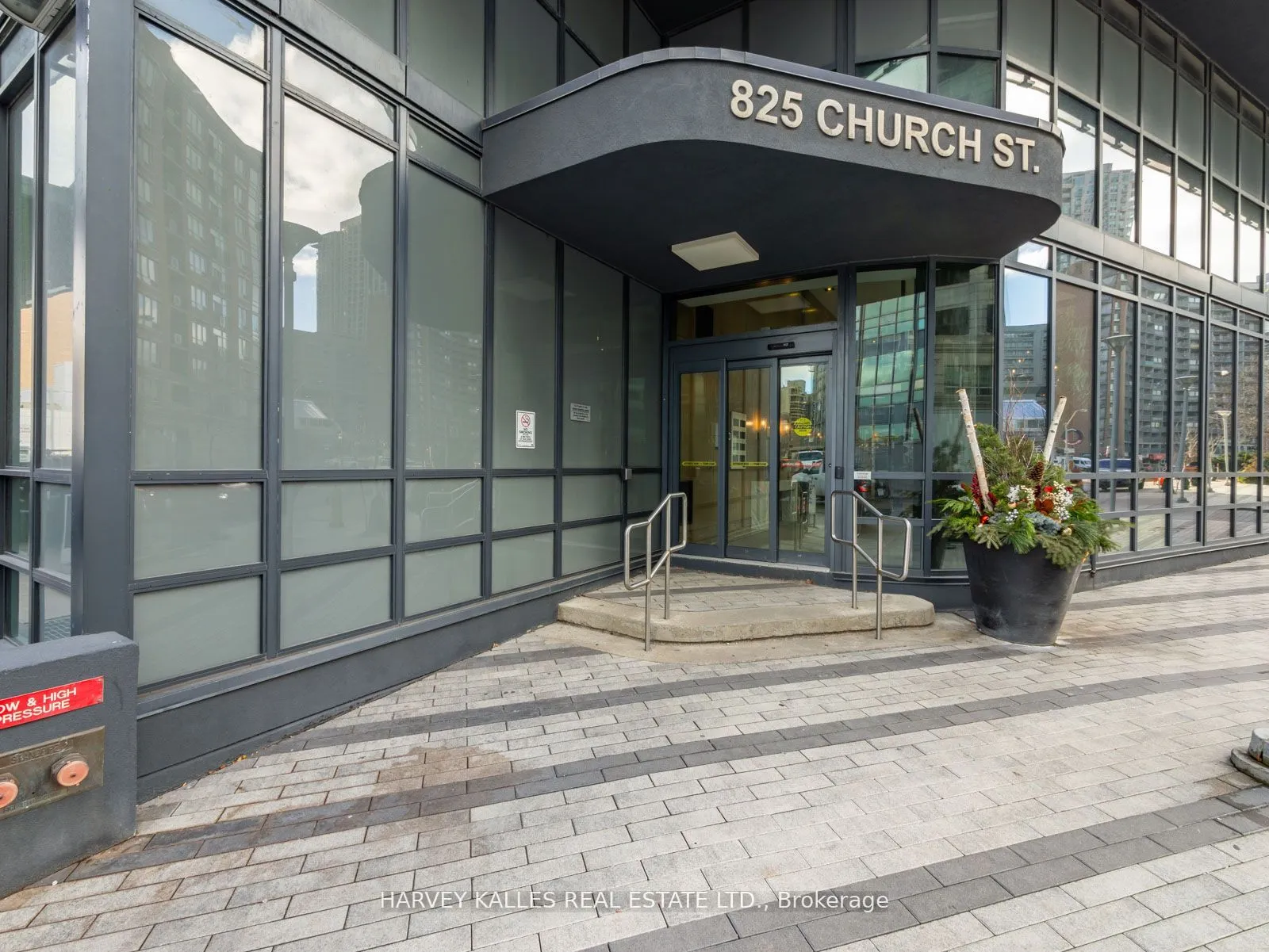 825 Church Street, #PH205