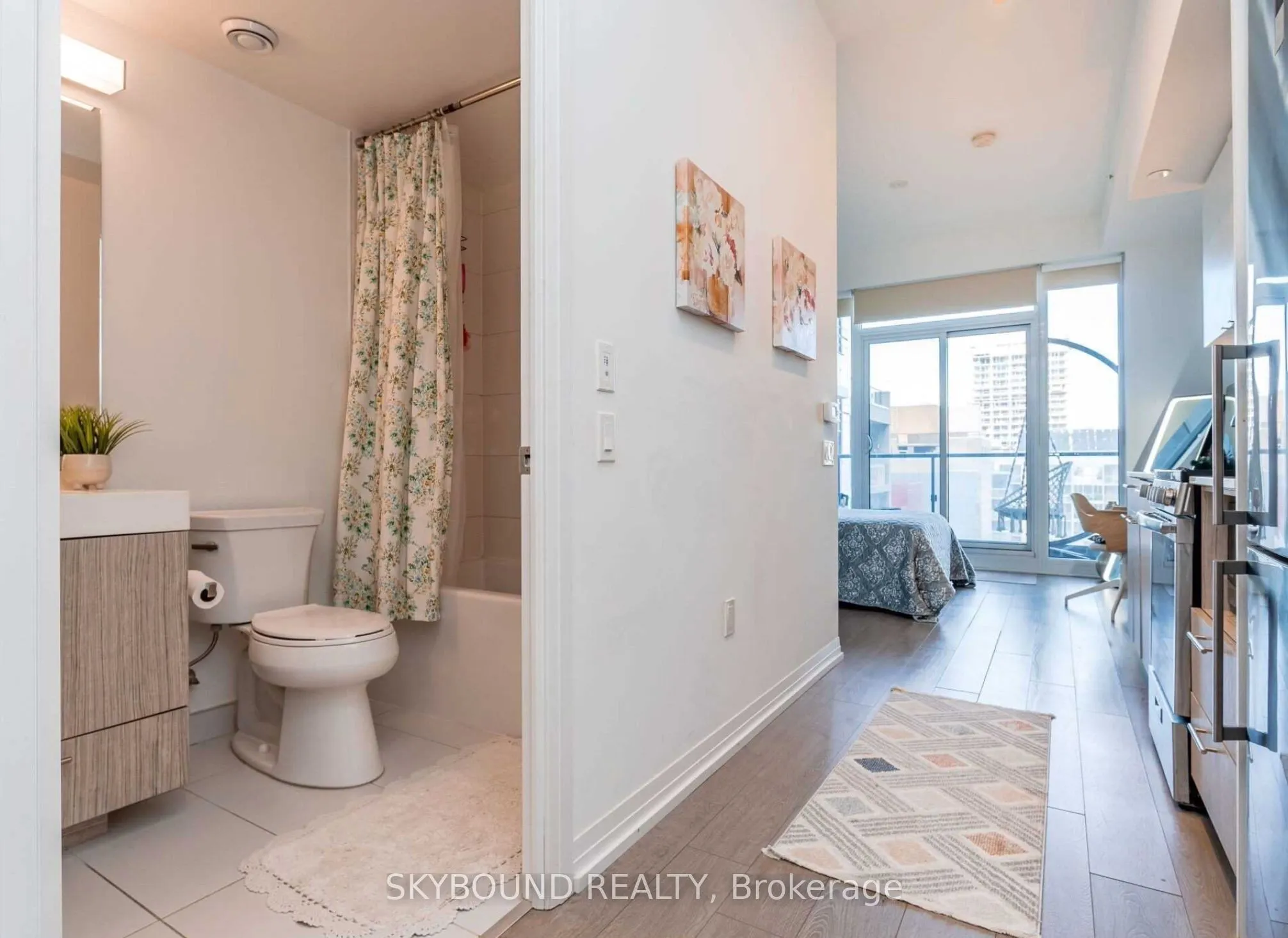 251 Jarvis Street N, #1002