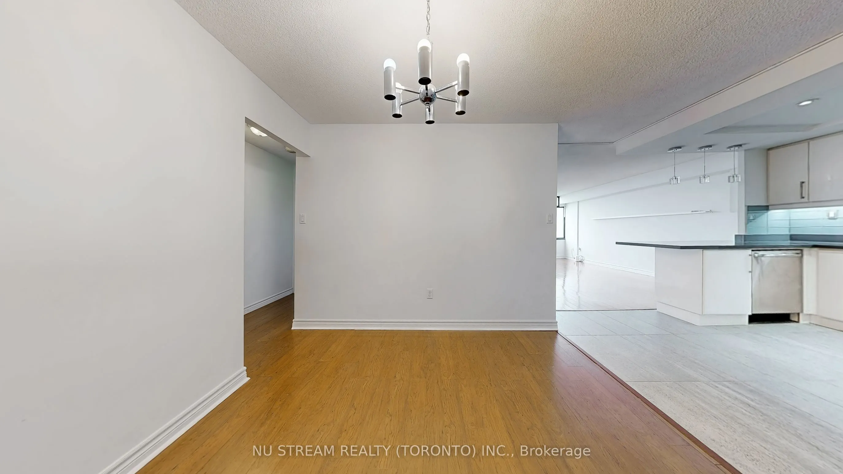 1555 Finch Avenue E, #2406