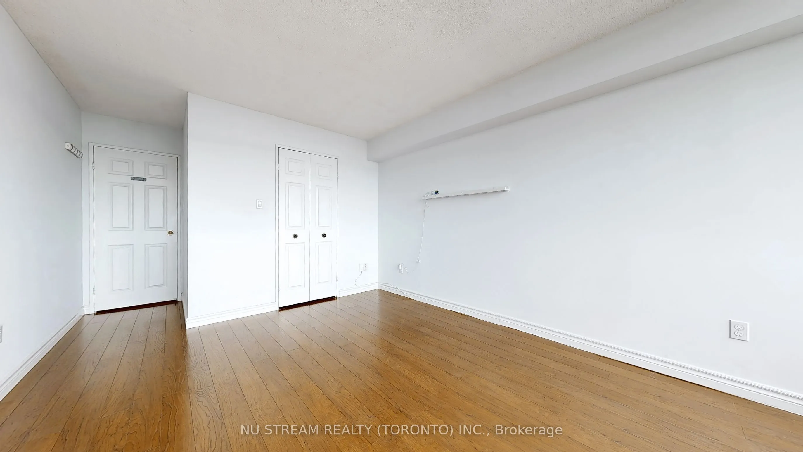 1555 Finch Avenue E, #2406