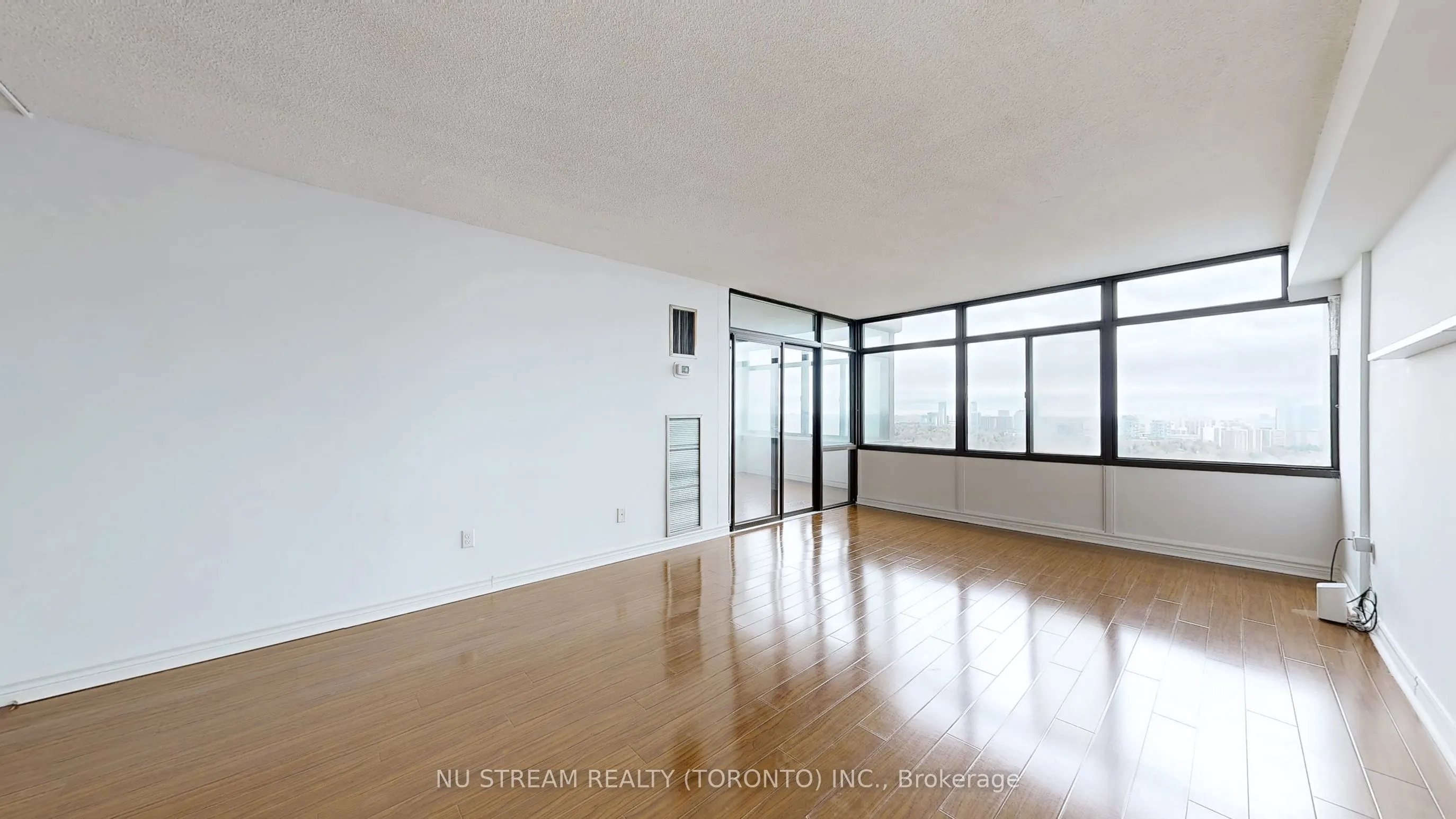 1555 Finch Avenue E, #2406