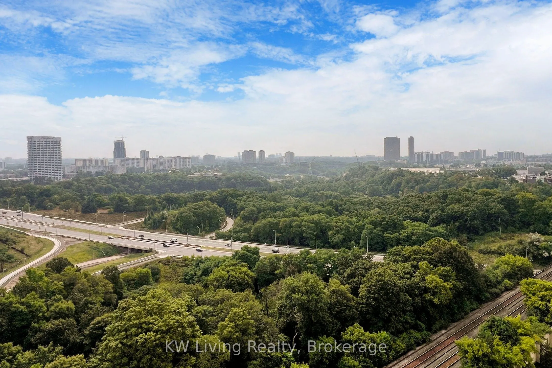30 Inn on the Park Drive, #1608