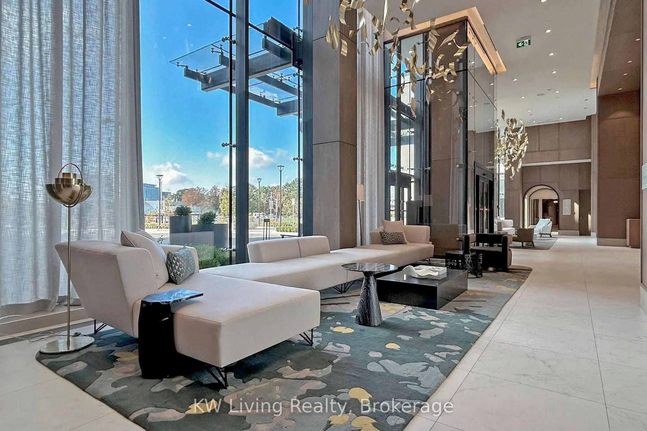 30 Inn on the Park Drive, #1608
