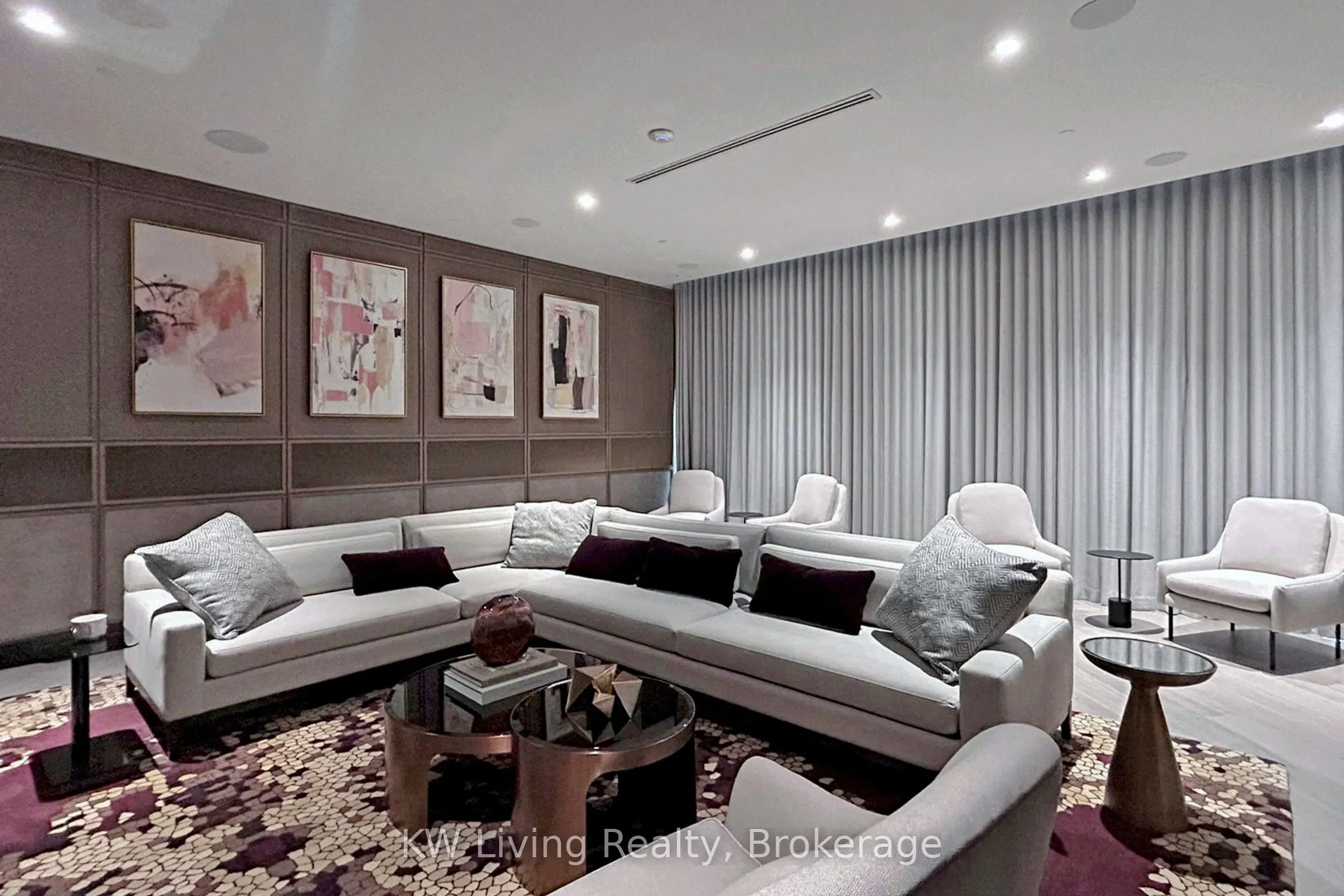 30 Inn on the Park Drive, #1608