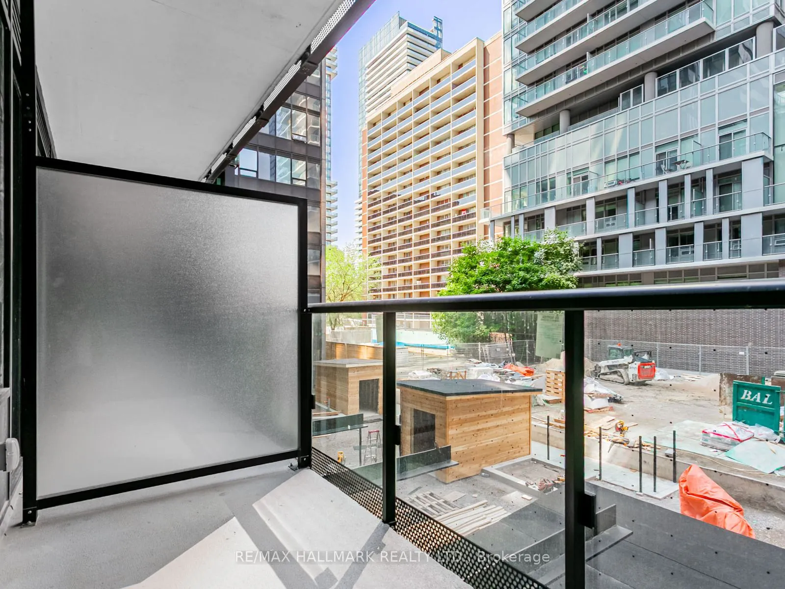 117 Broadway Avenue, #209N