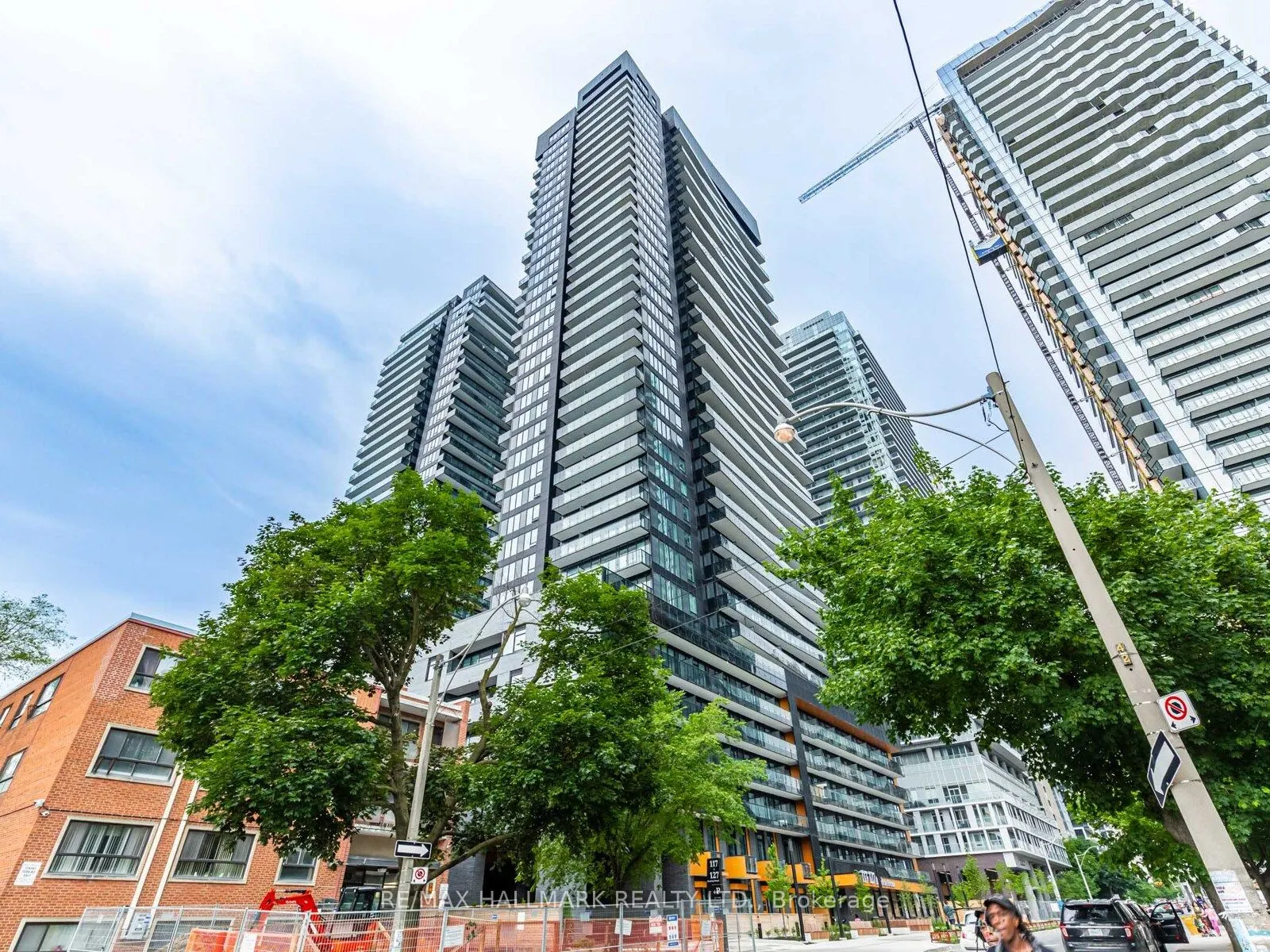 117 Broadway Avenue, #209N