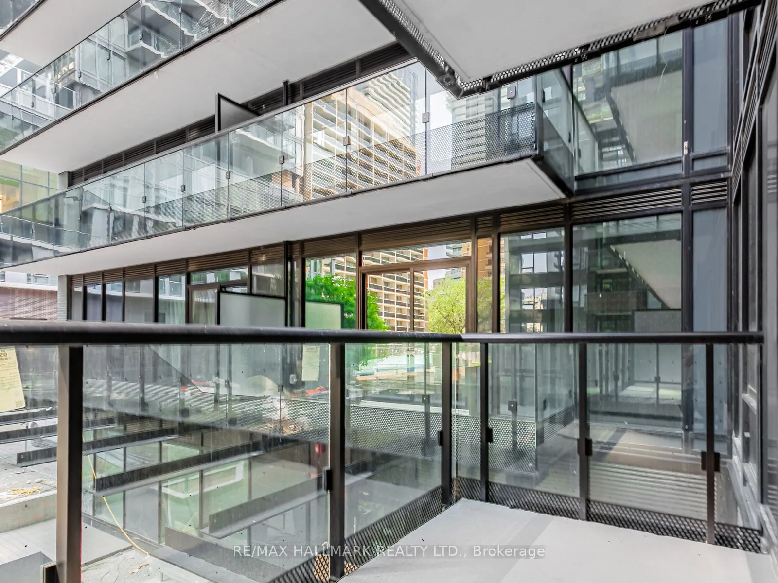117 Broadway Avenue, #209N