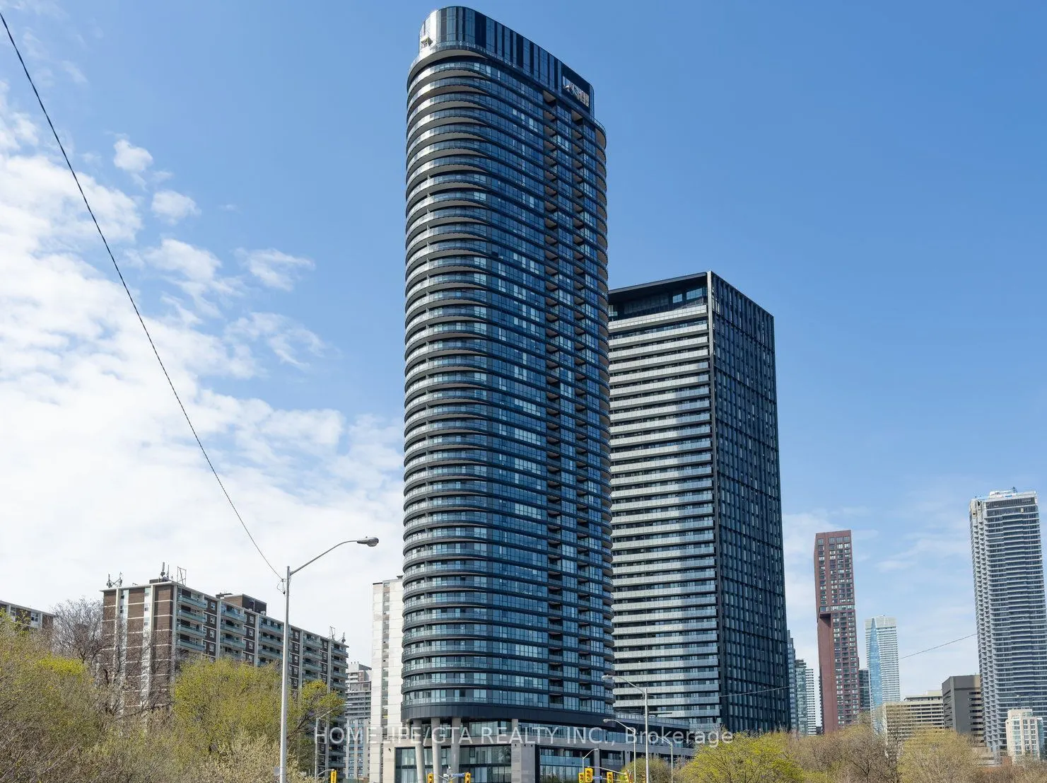 575 Bloor Street E, #1810