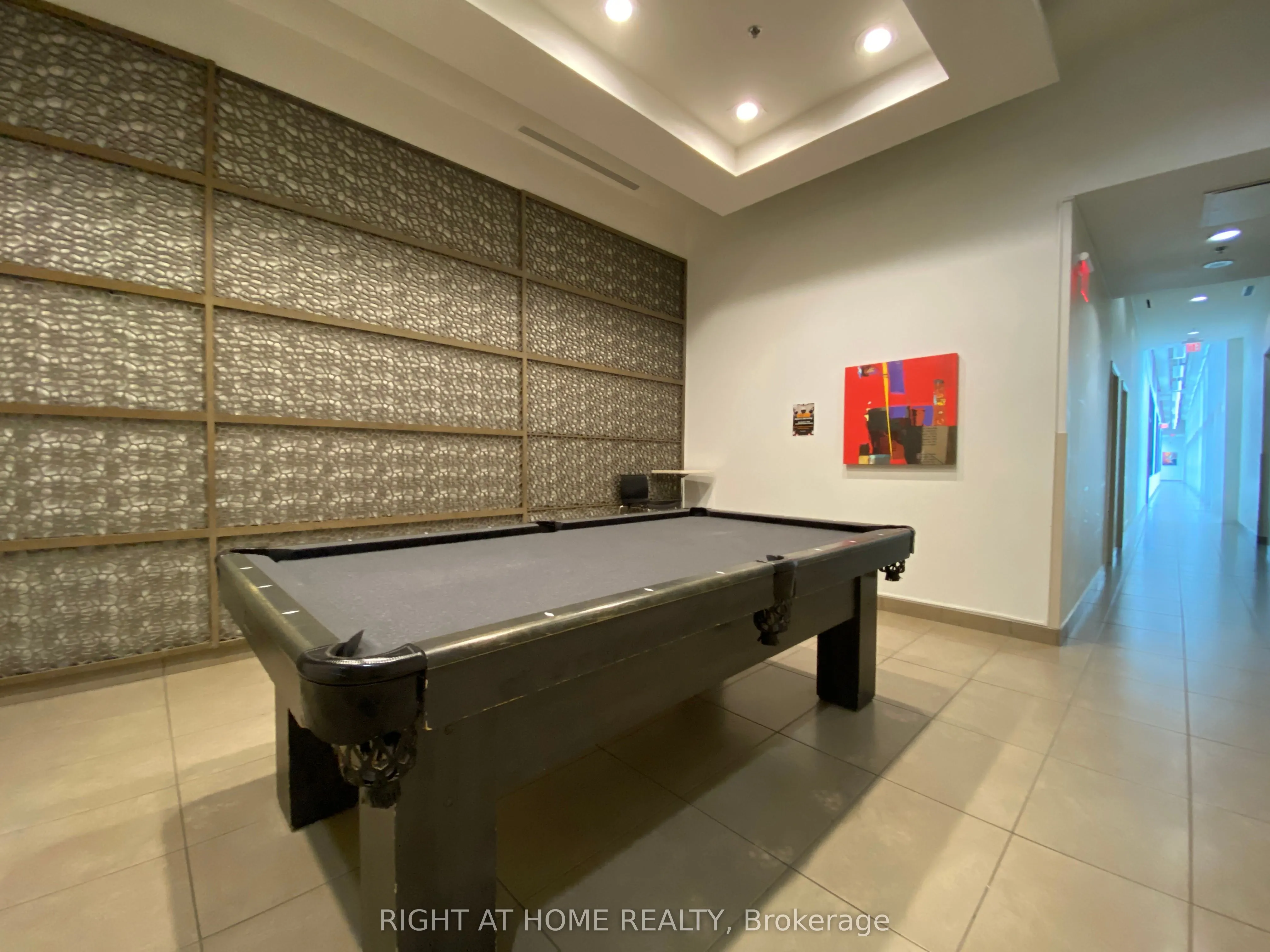 33 Singer Court, #3011