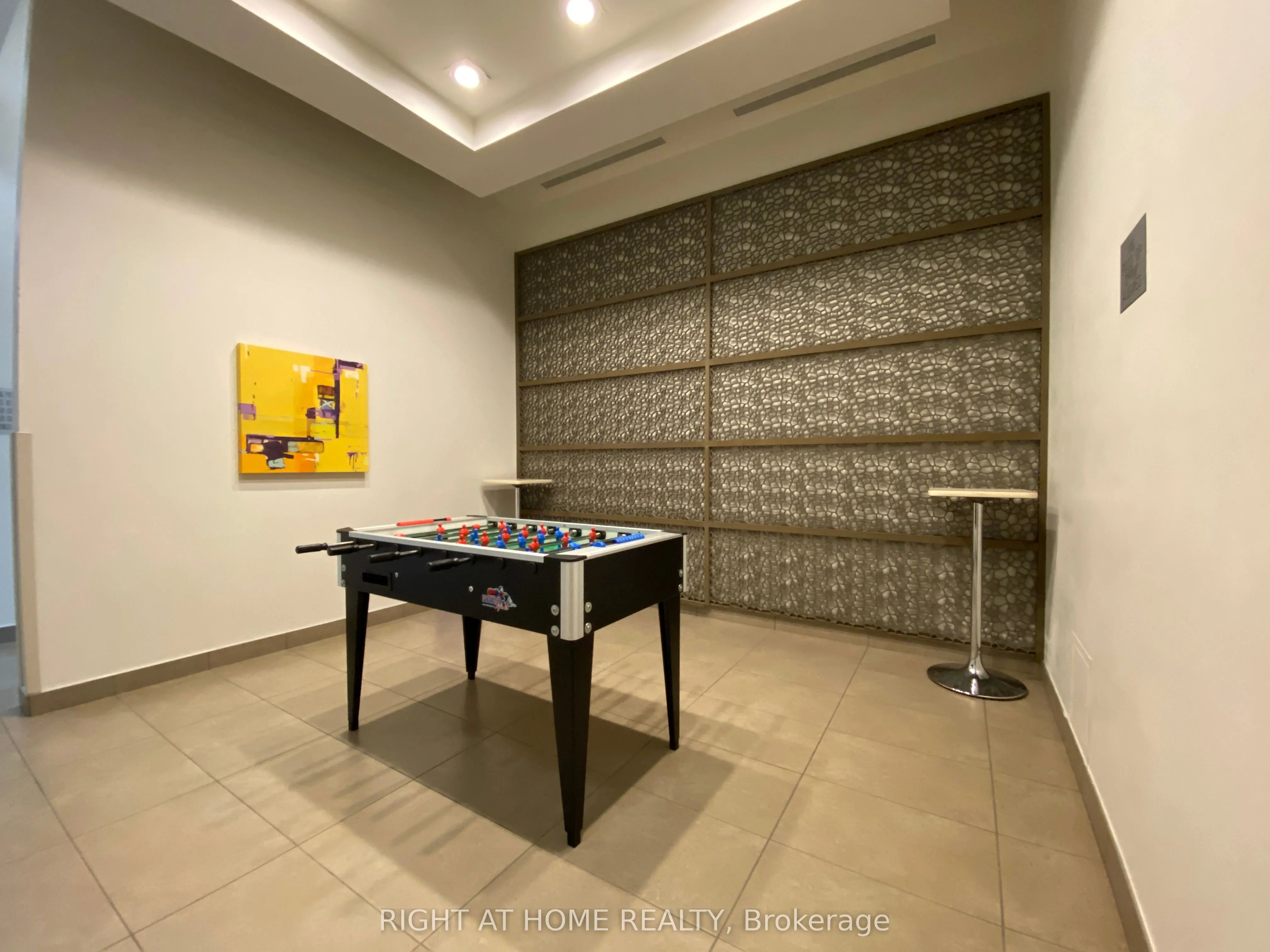 33 Singer Court, #3011