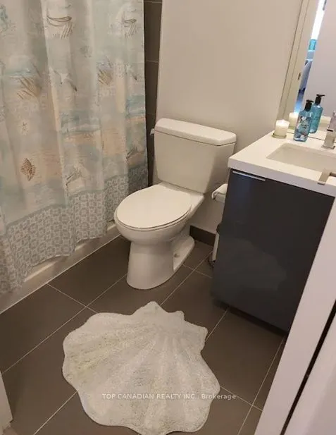 8 Eglinton Avenue E, #3302
