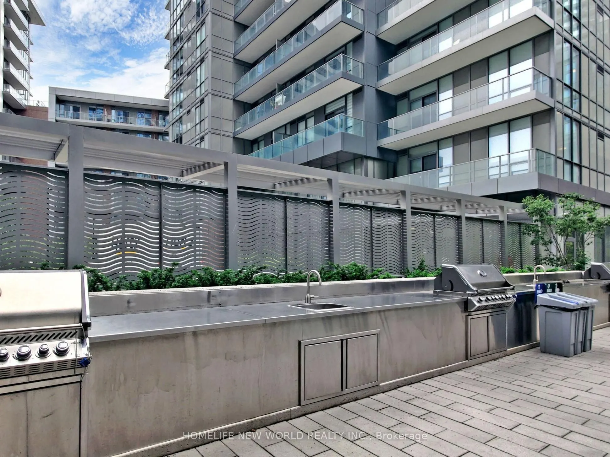 32 Forest Manor Road, #1610