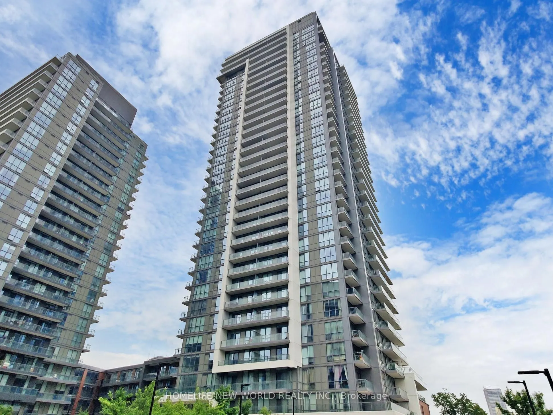 32 Forest Manor Road, #1610