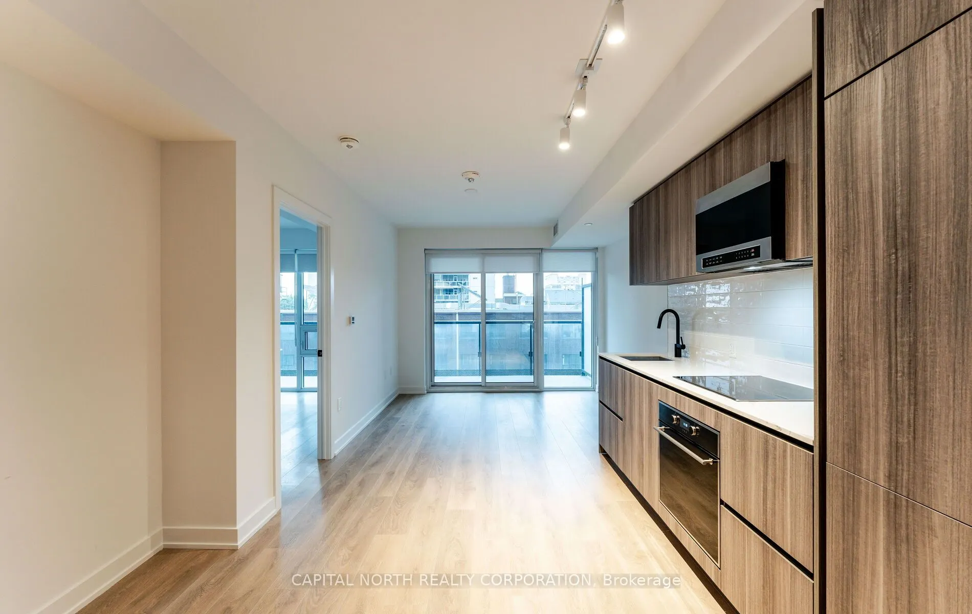 117 Broadway Avenue, #419