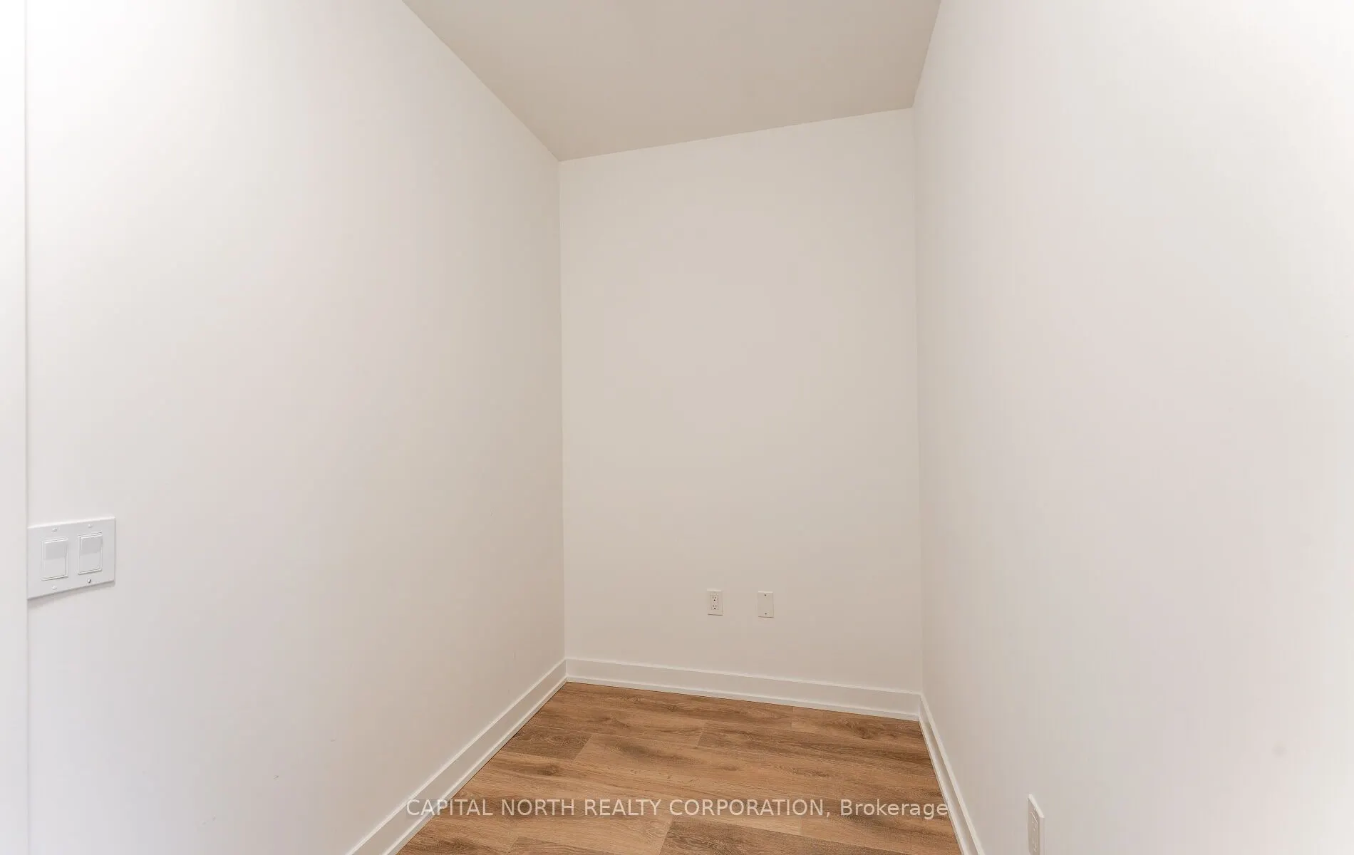 117 Broadway Avenue, #419