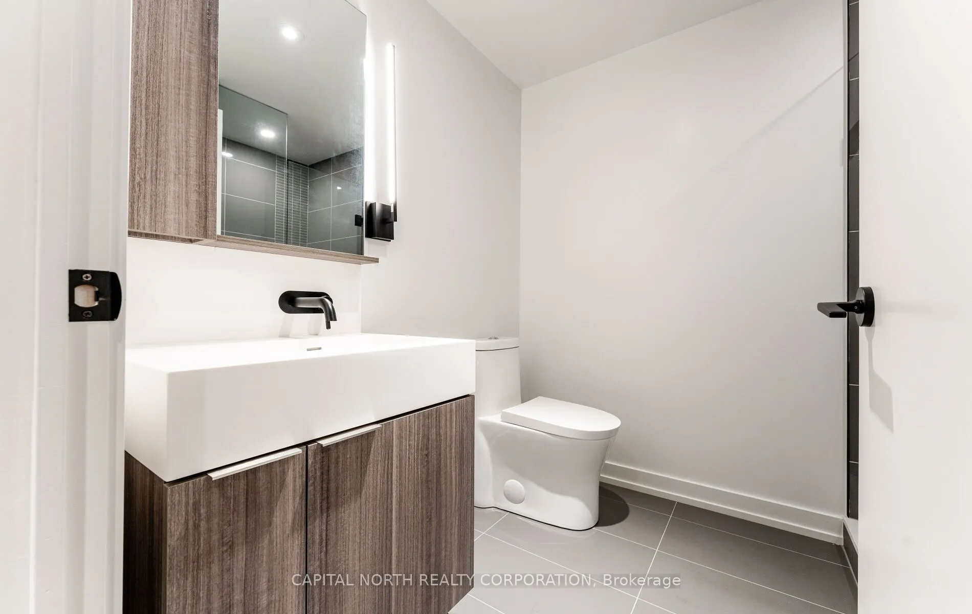 117 Broadway Avenue, #419