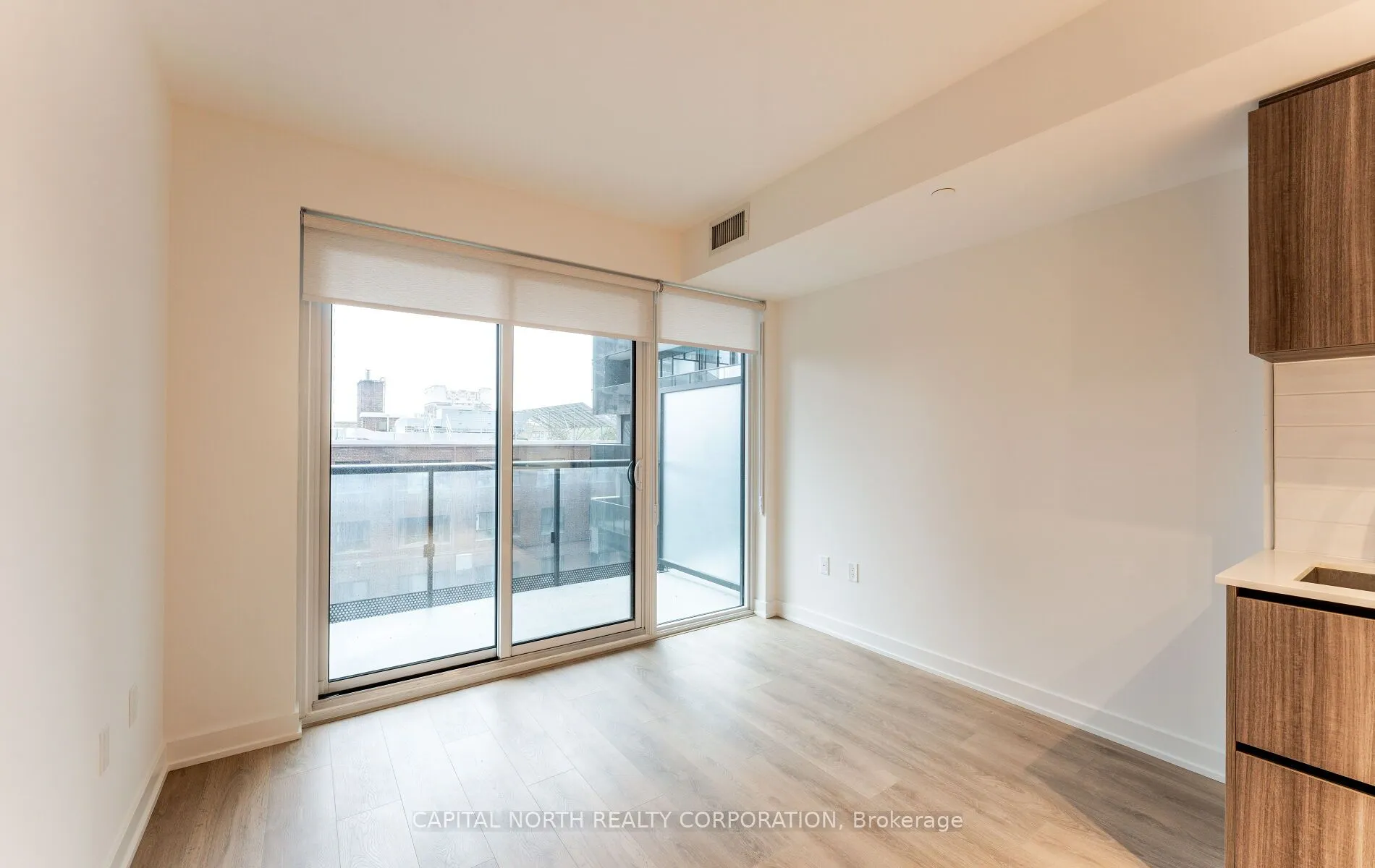 117 Broadway Avenue, #419