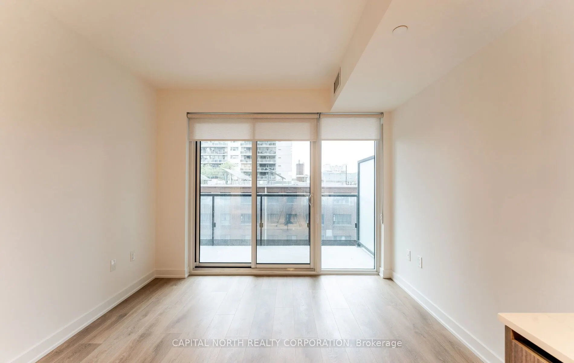117 Broadway Avenue, #419