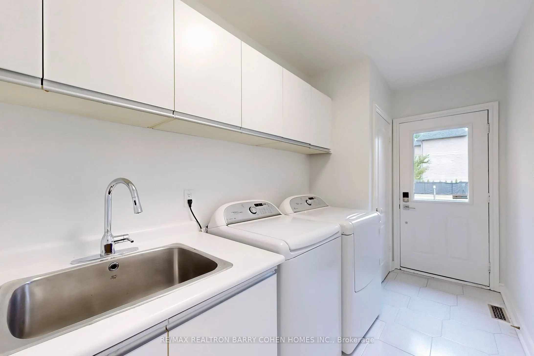 12 Larkfield Drive