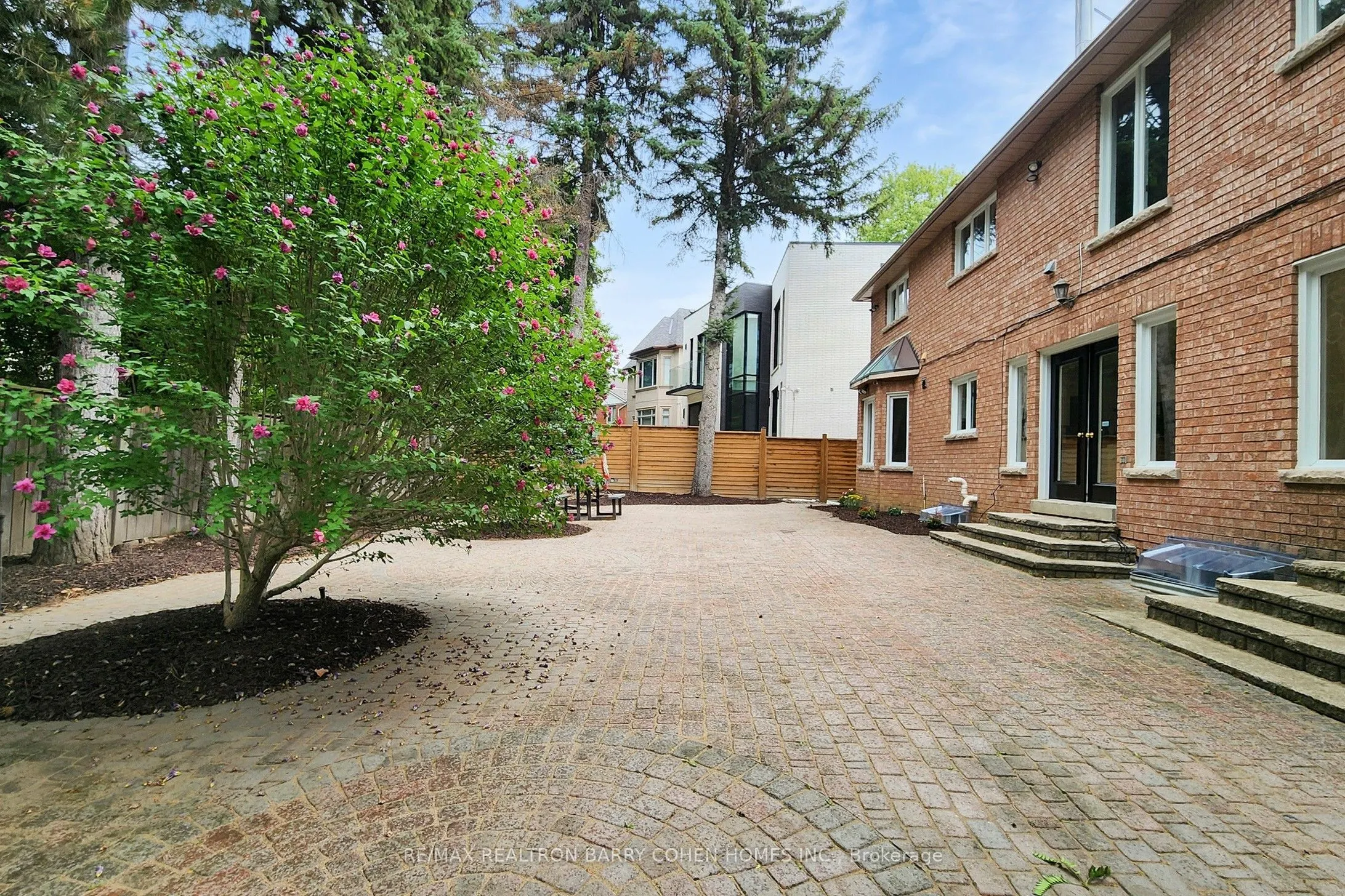 12 Larkfield Drive