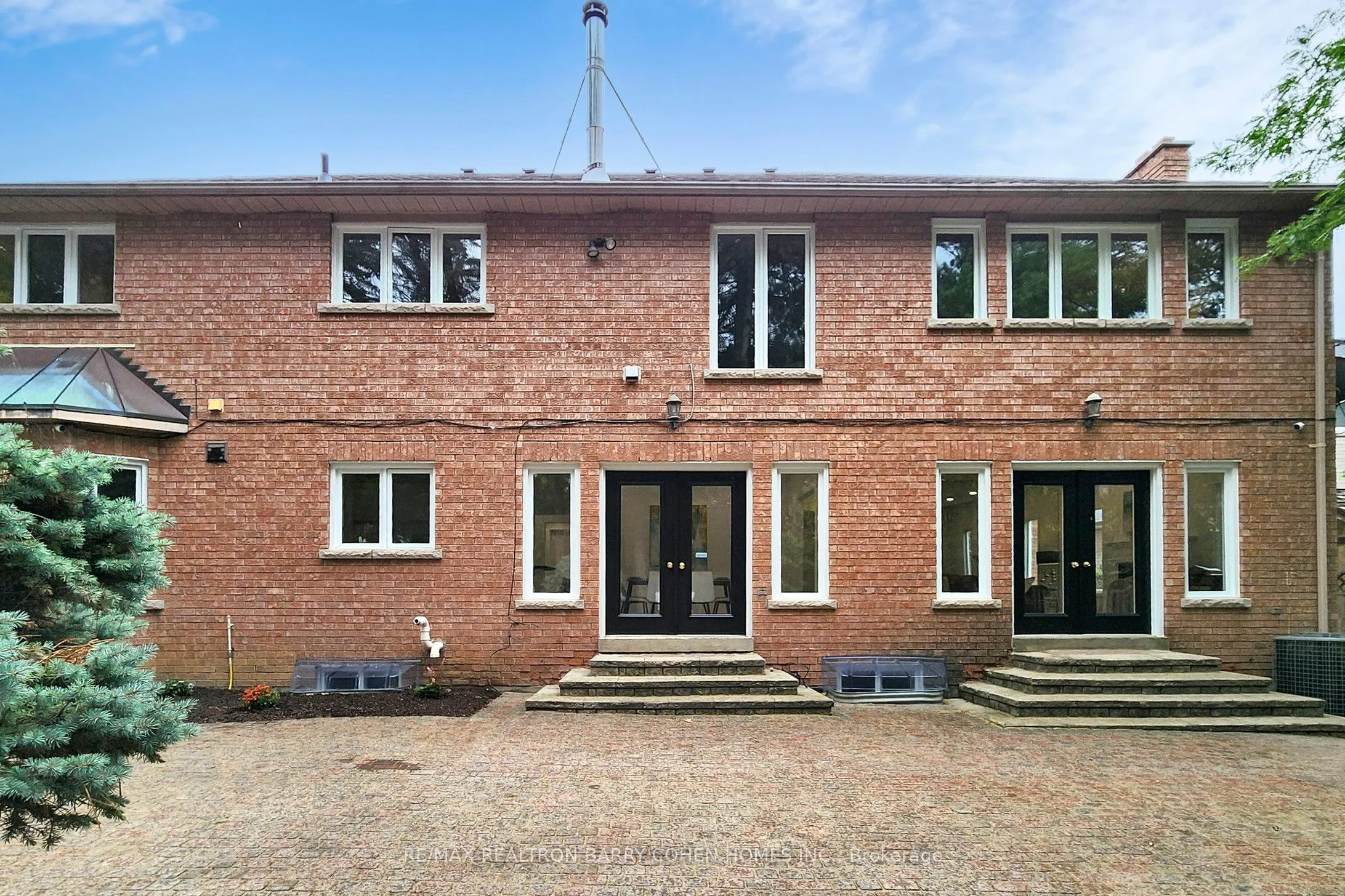 12 Larkfield Drive