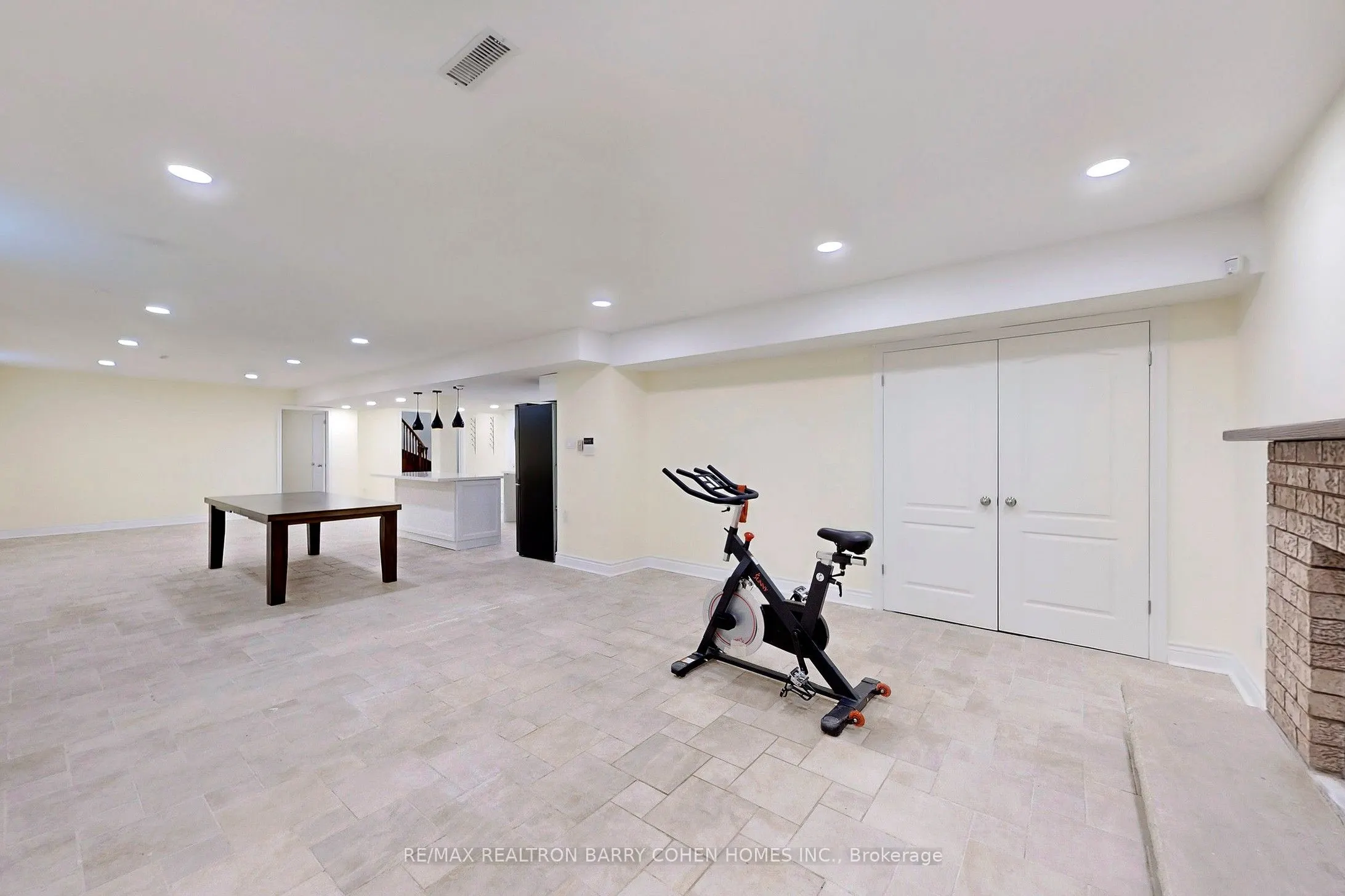 12 Larkfield Drive