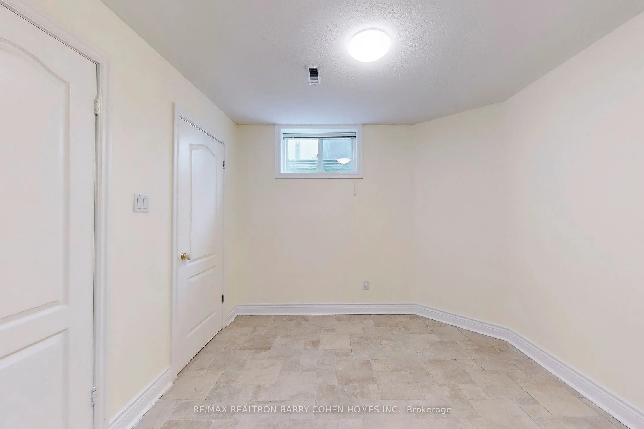 12 Larkfield Drive