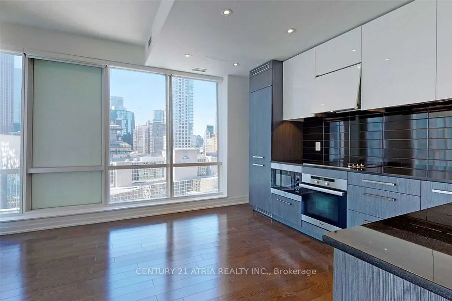 8 The Esplanade Street, #2005