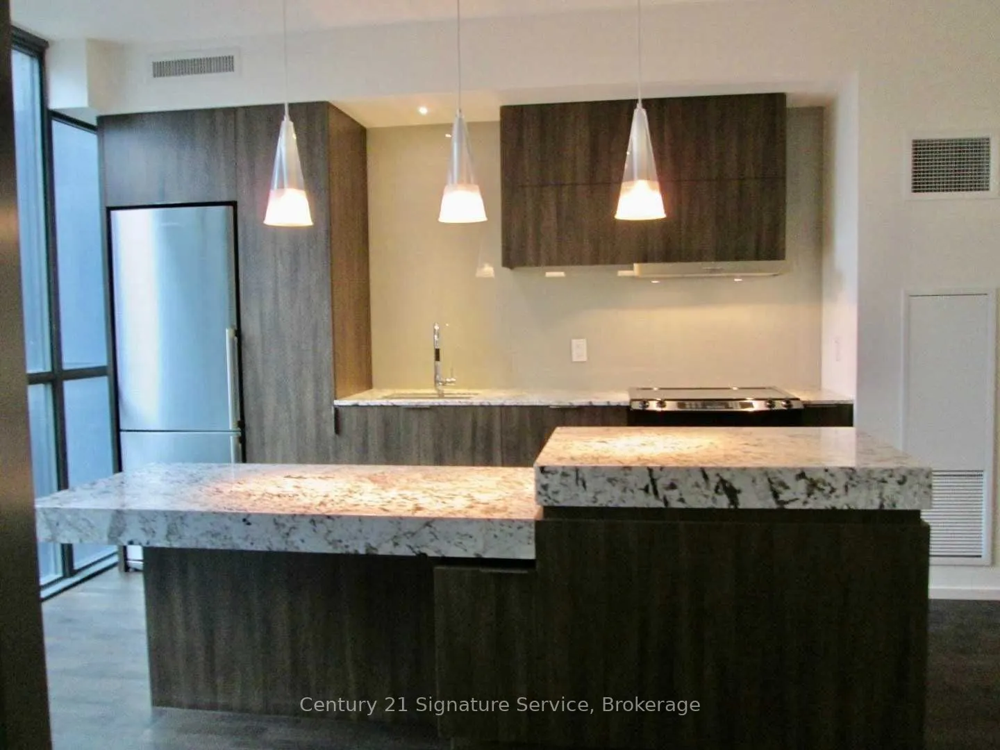 101 Charles Street E, #411