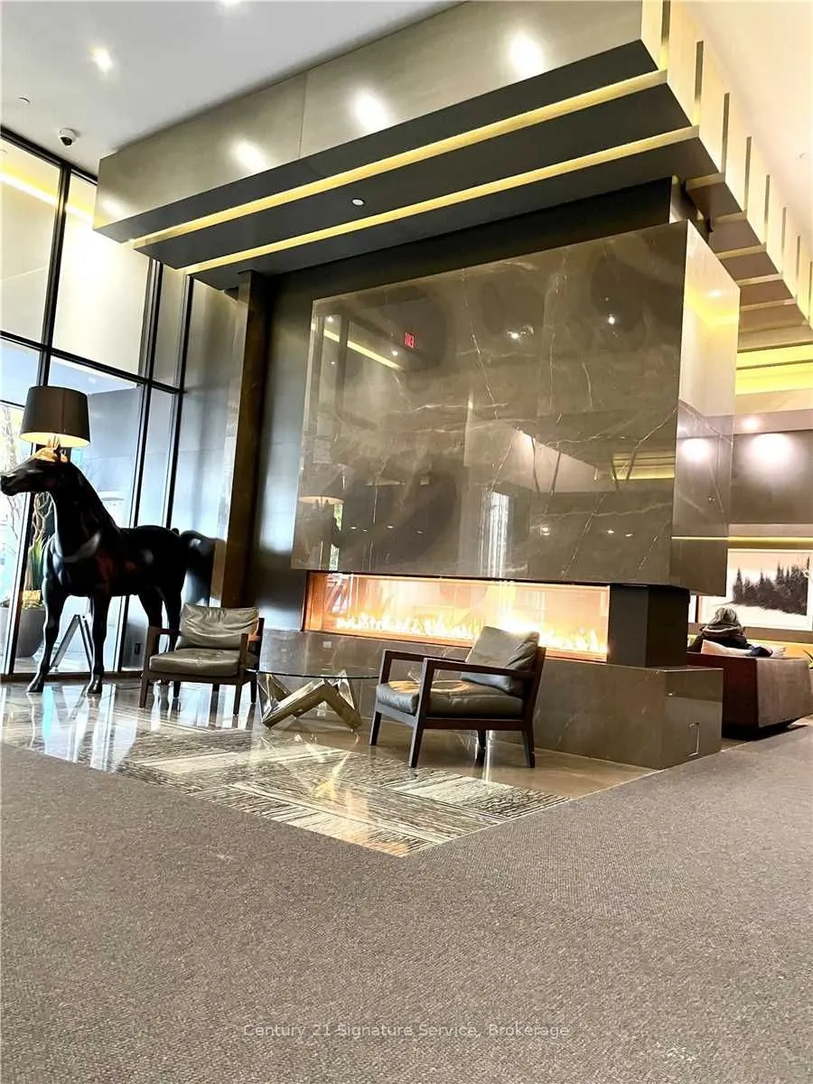 101 Charles Street E, #411