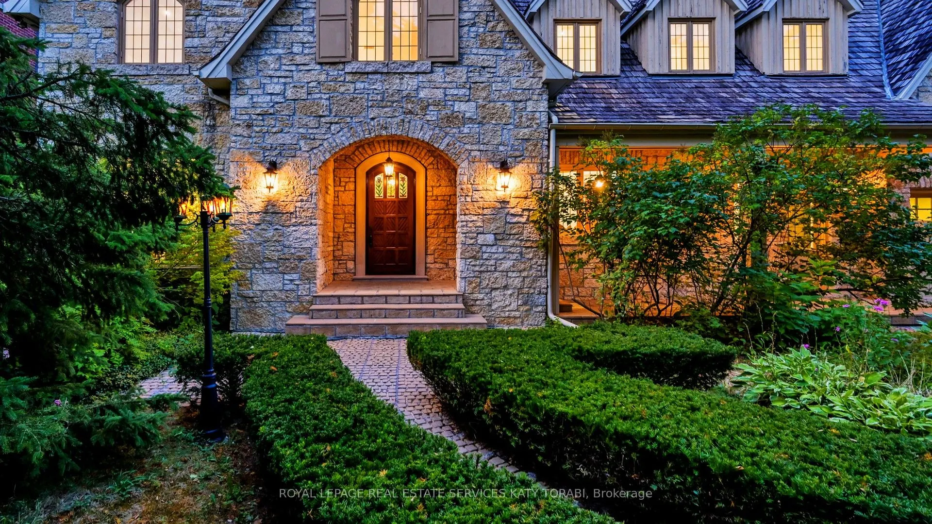 14 St Margarets Drive