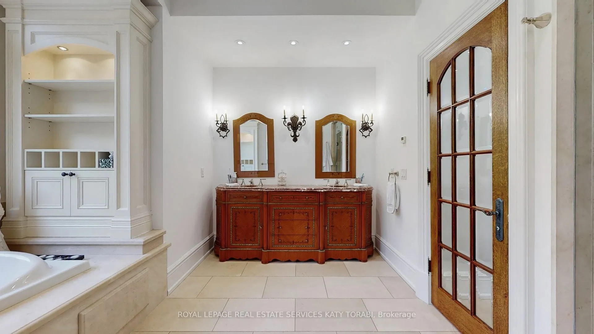 14 St Margarets Drive