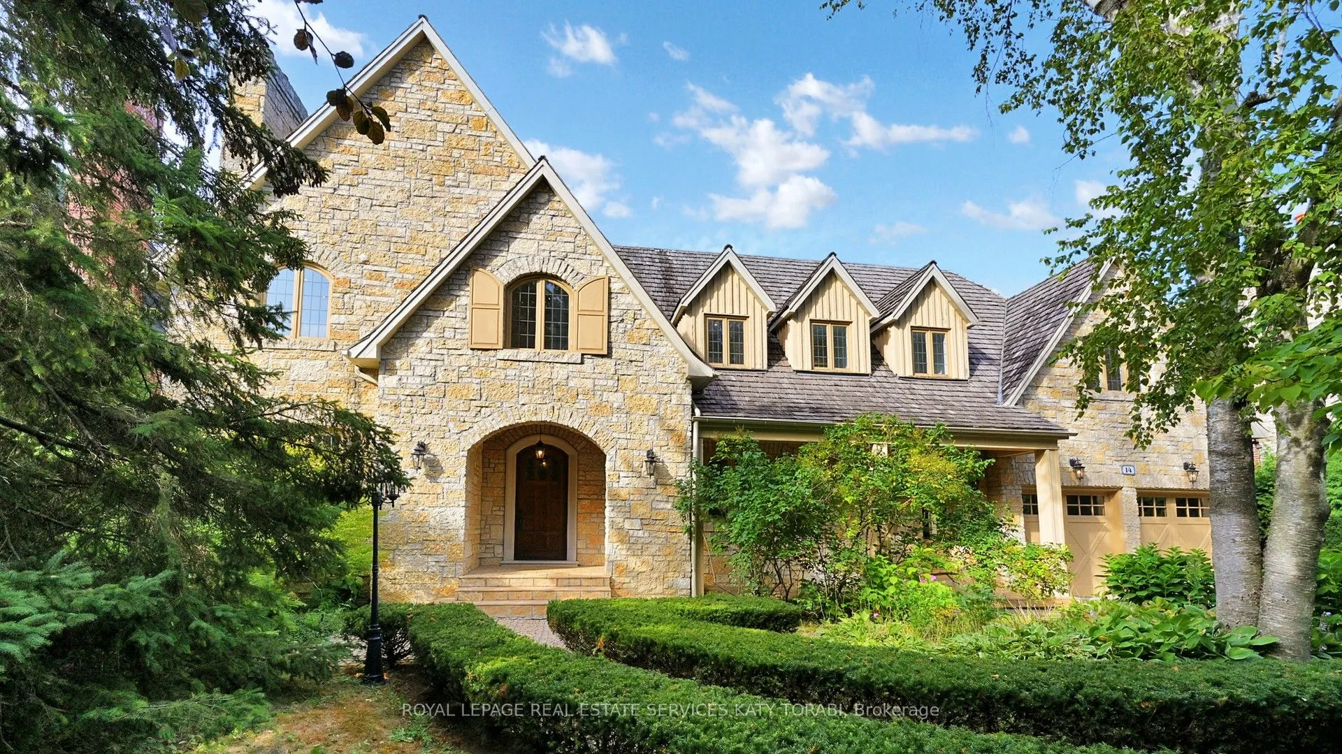 14 St Margarets Drive