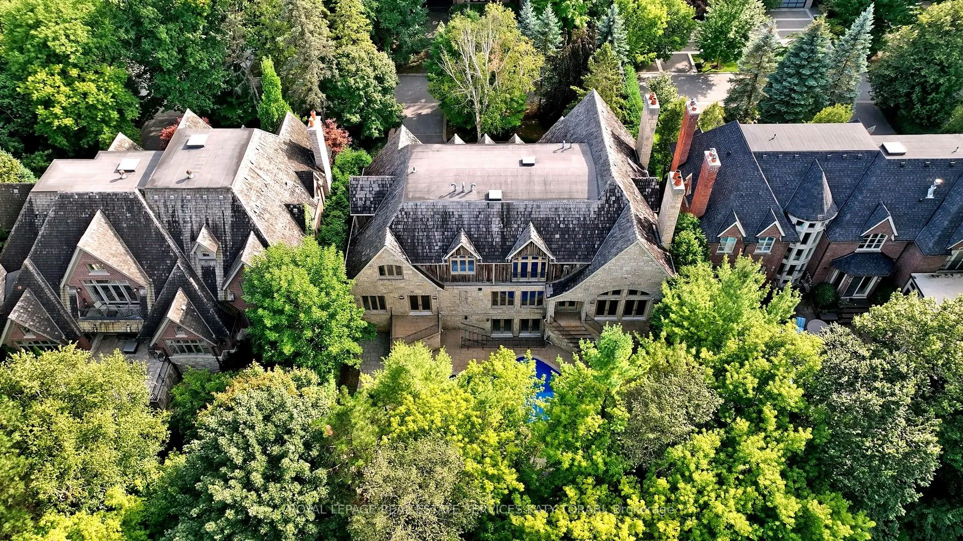 14 St Margarets Drive